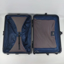 Tumi