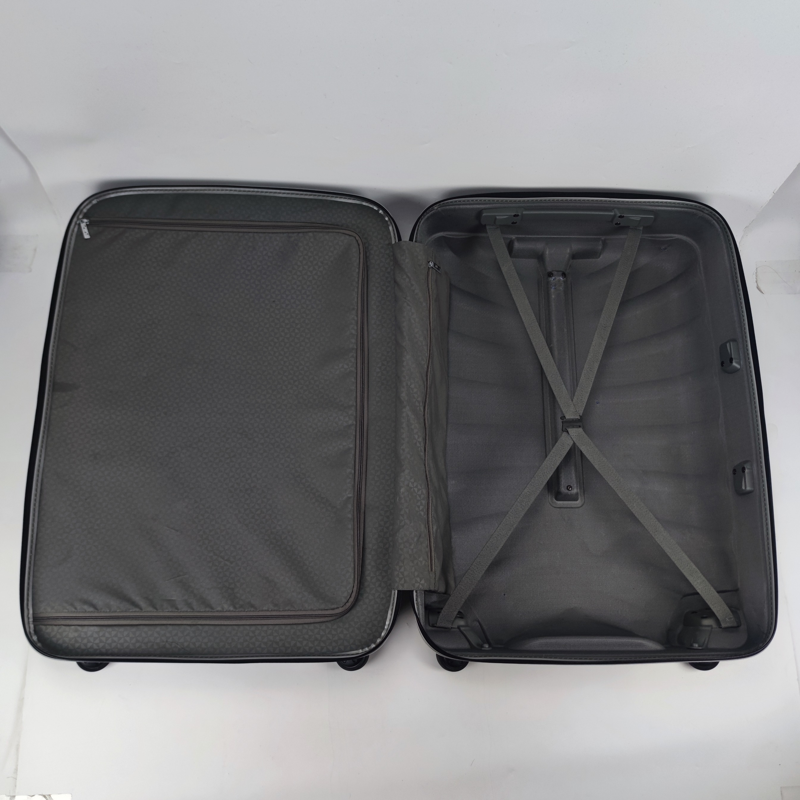 Samsonite Firelite Spinner Hardcase Luggage 30 Inch