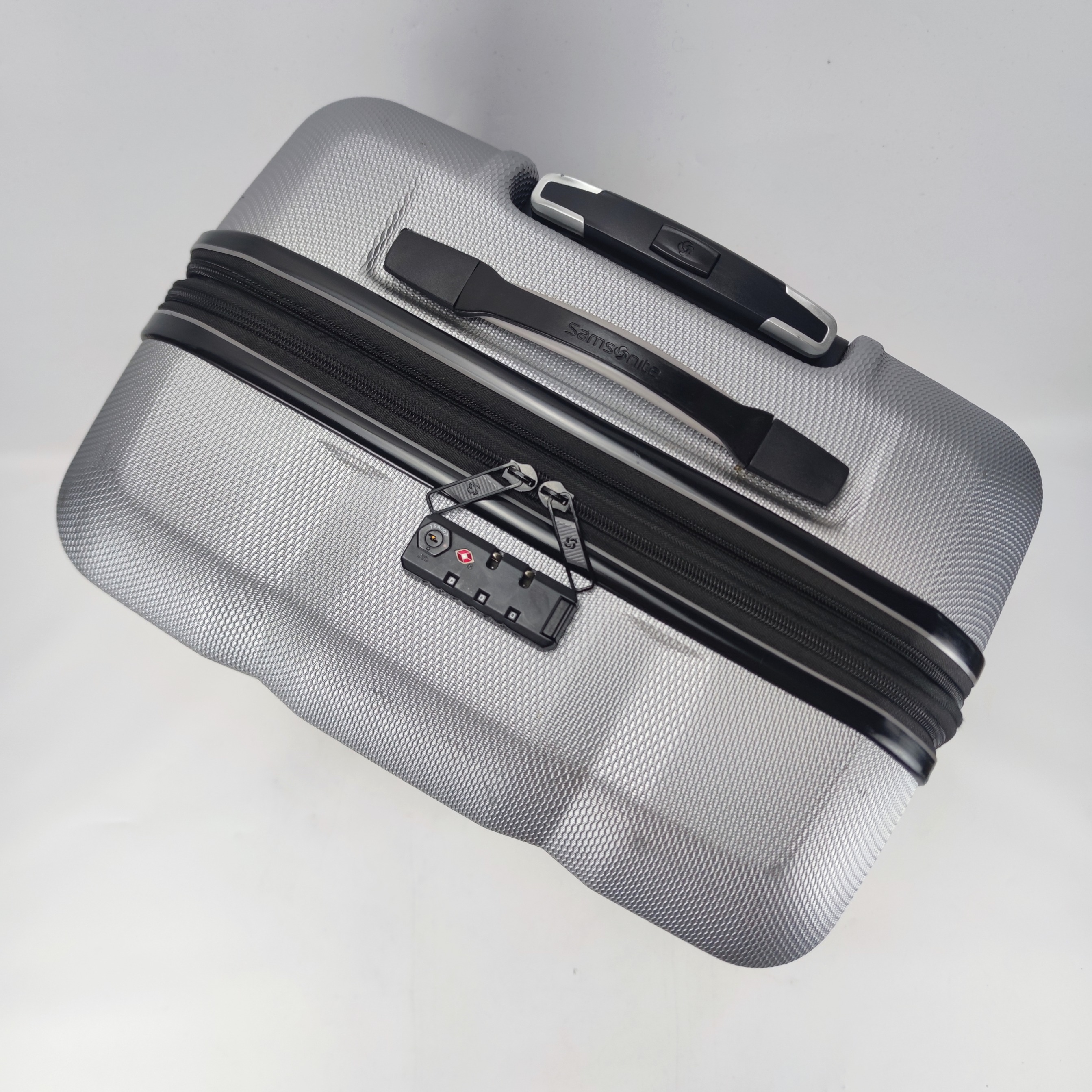 Samsonite Closeout Spin Tech 3.0 Spinner Hardcase Luggage 26 Inch