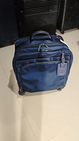 Tumi