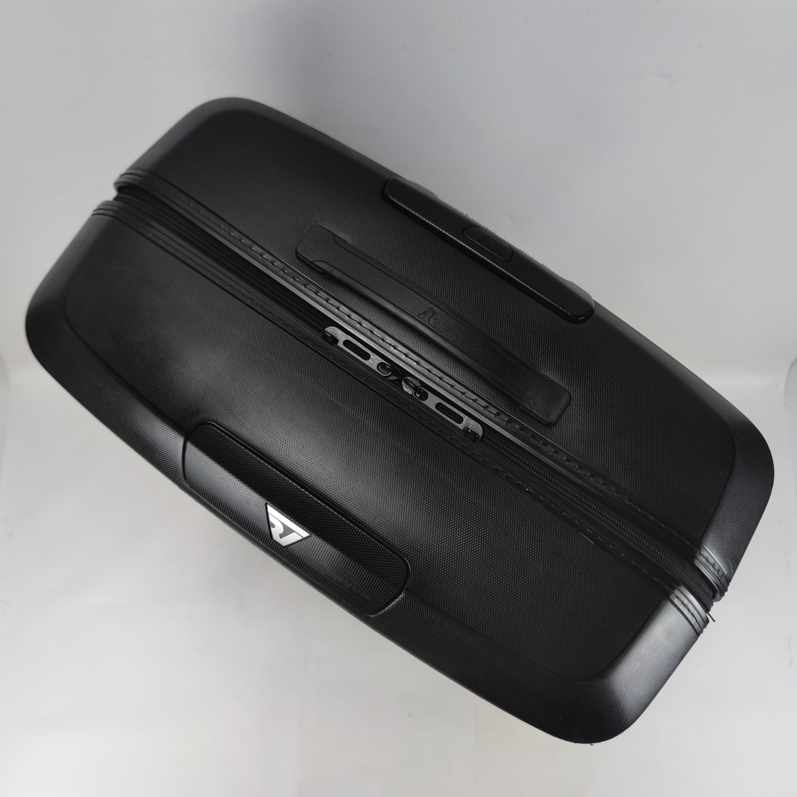Roncato Box Hardcase Luggage 30 Inch Black ✔️