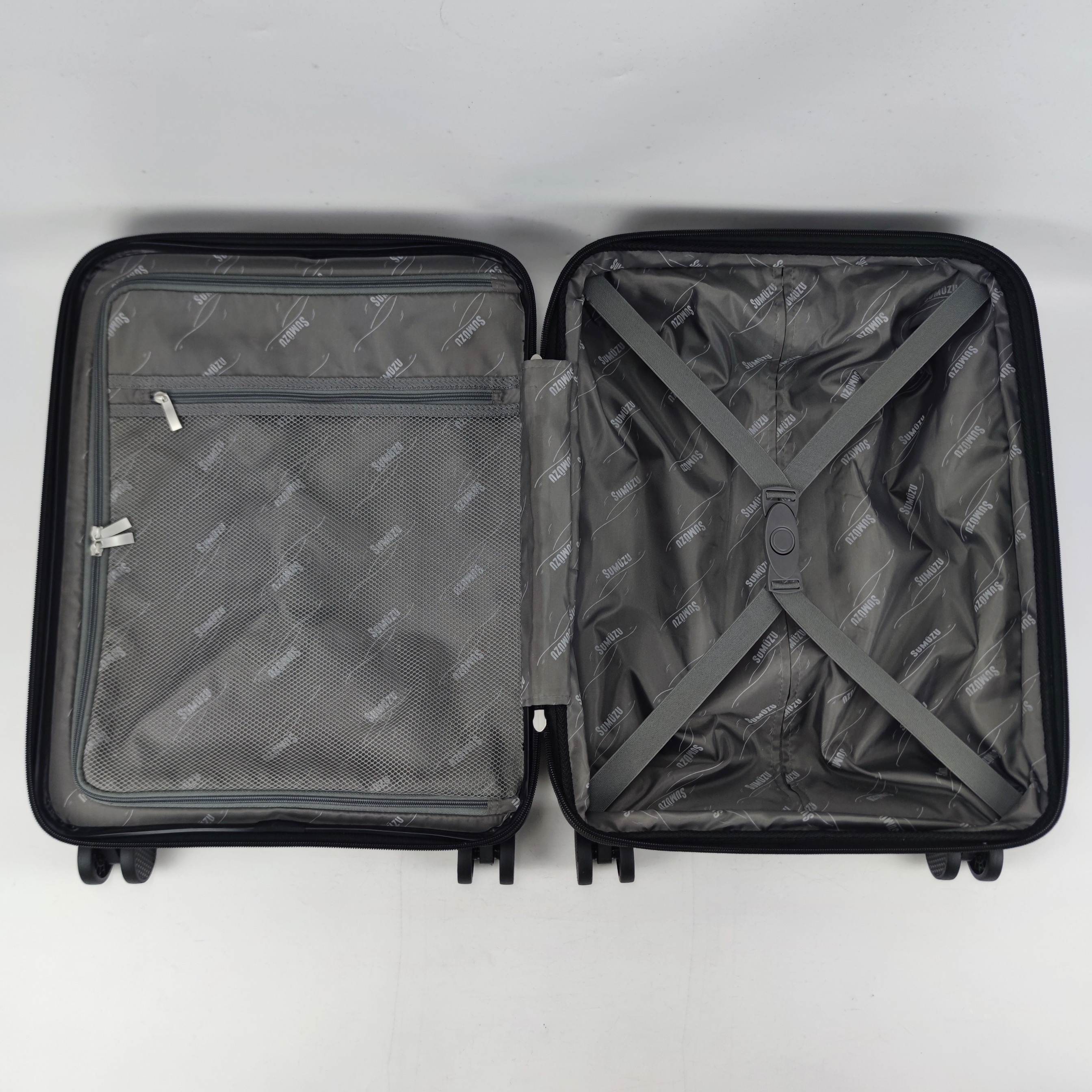 Sumuzu SMZ761 Spinner Hardcase Luggage 20 Inch Black ✔️