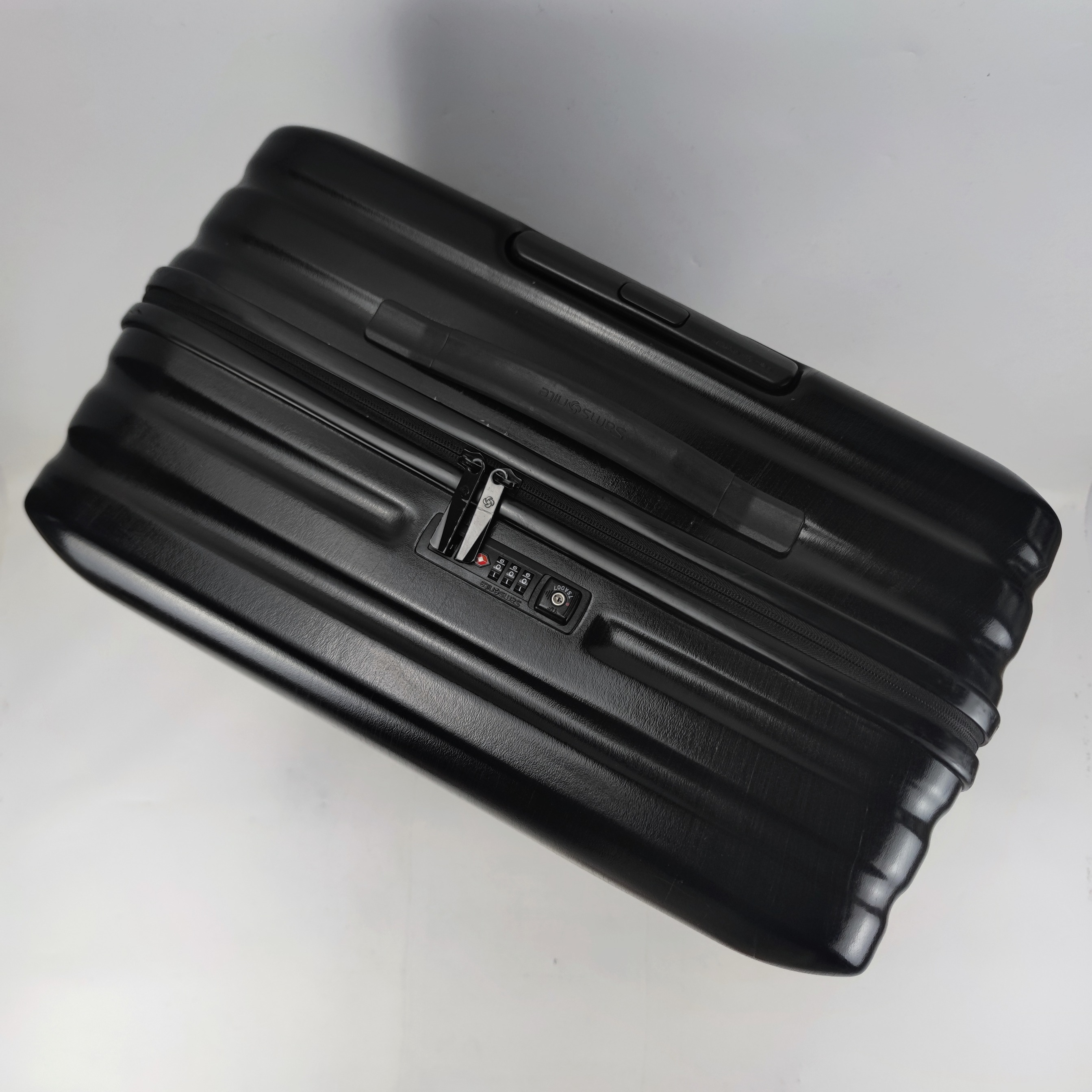 Samsonite Innova Hardcase Luggage 28 Inch Black ✔️