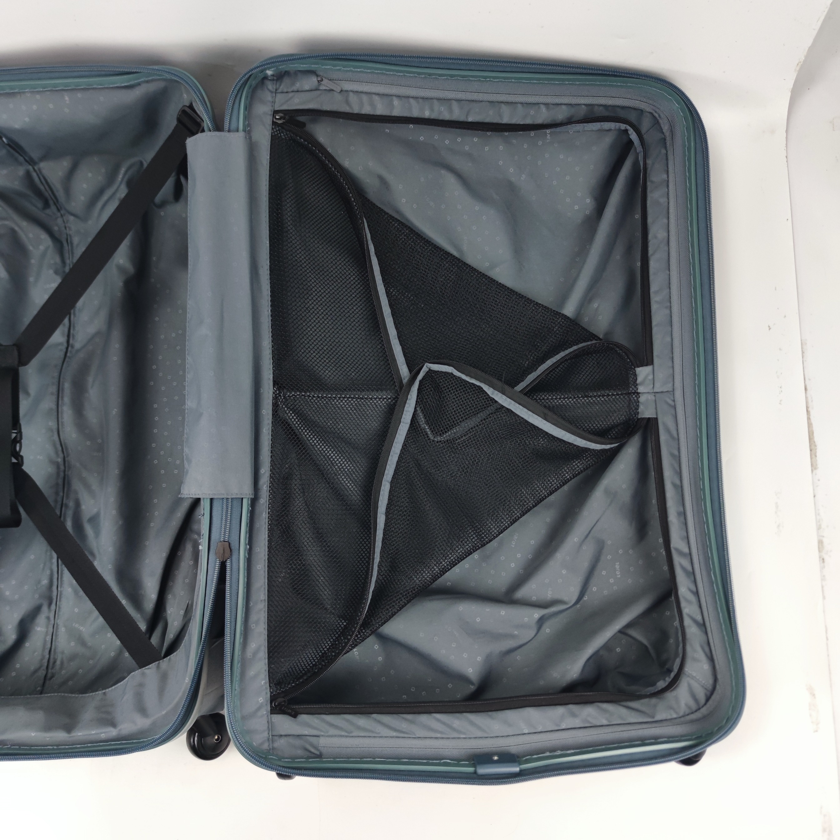 Lojel Vita Hardcase Luggage 26 Inch ✔️