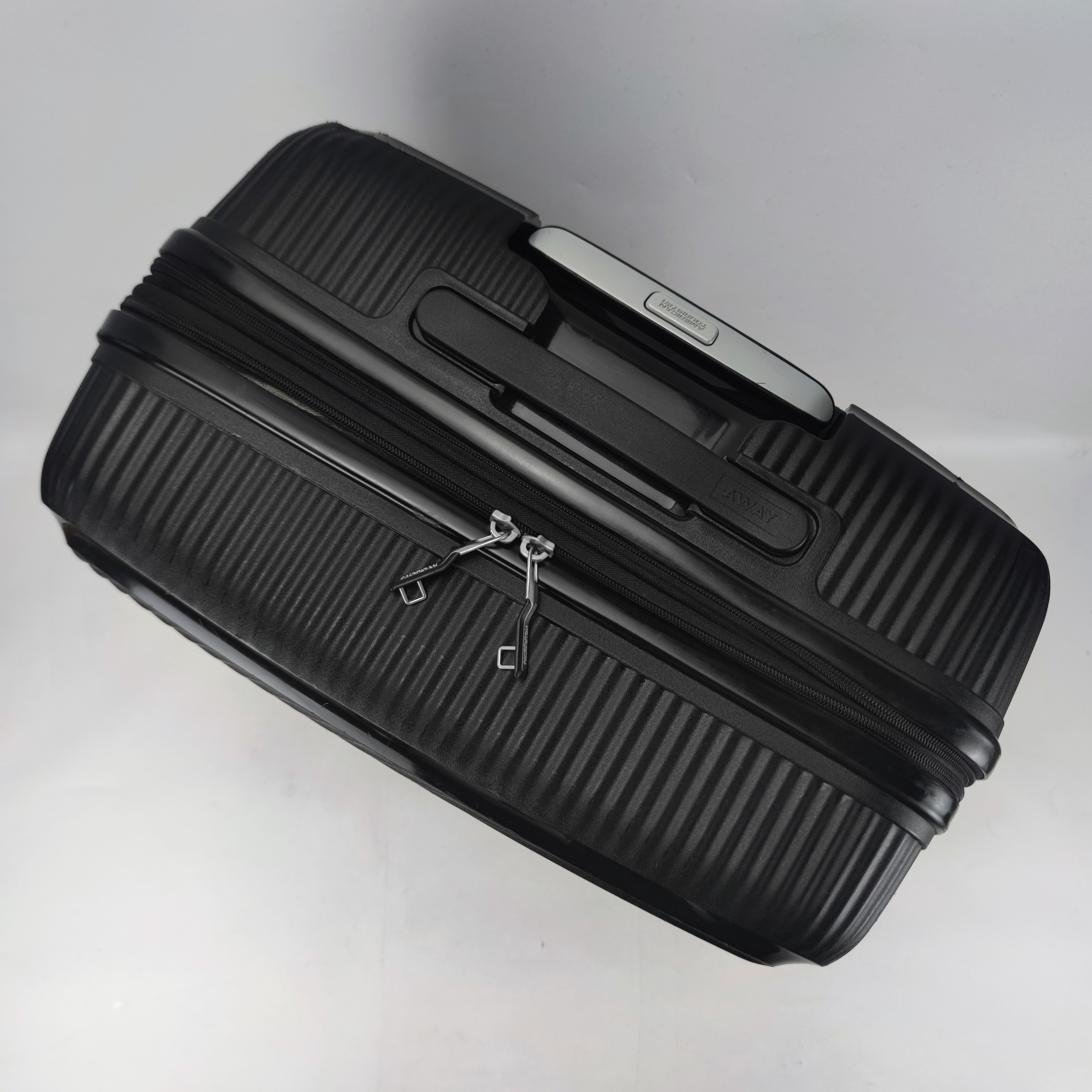 American Tourister Curio Soundbox Hardcase 26 Inch Black YY ✔️