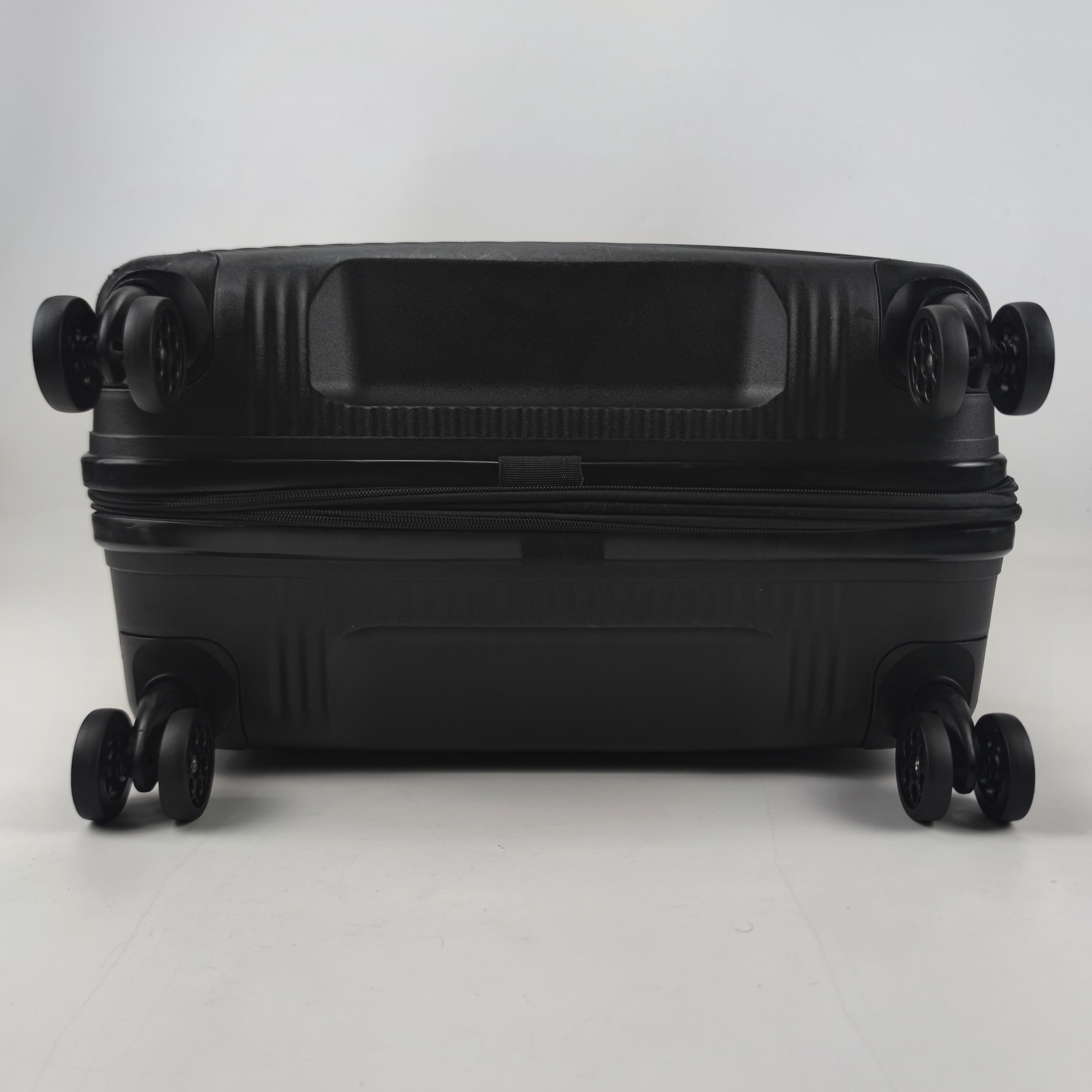 American Tourister Curio Soundbox Hardcase 26 Inch Black YY ✔️