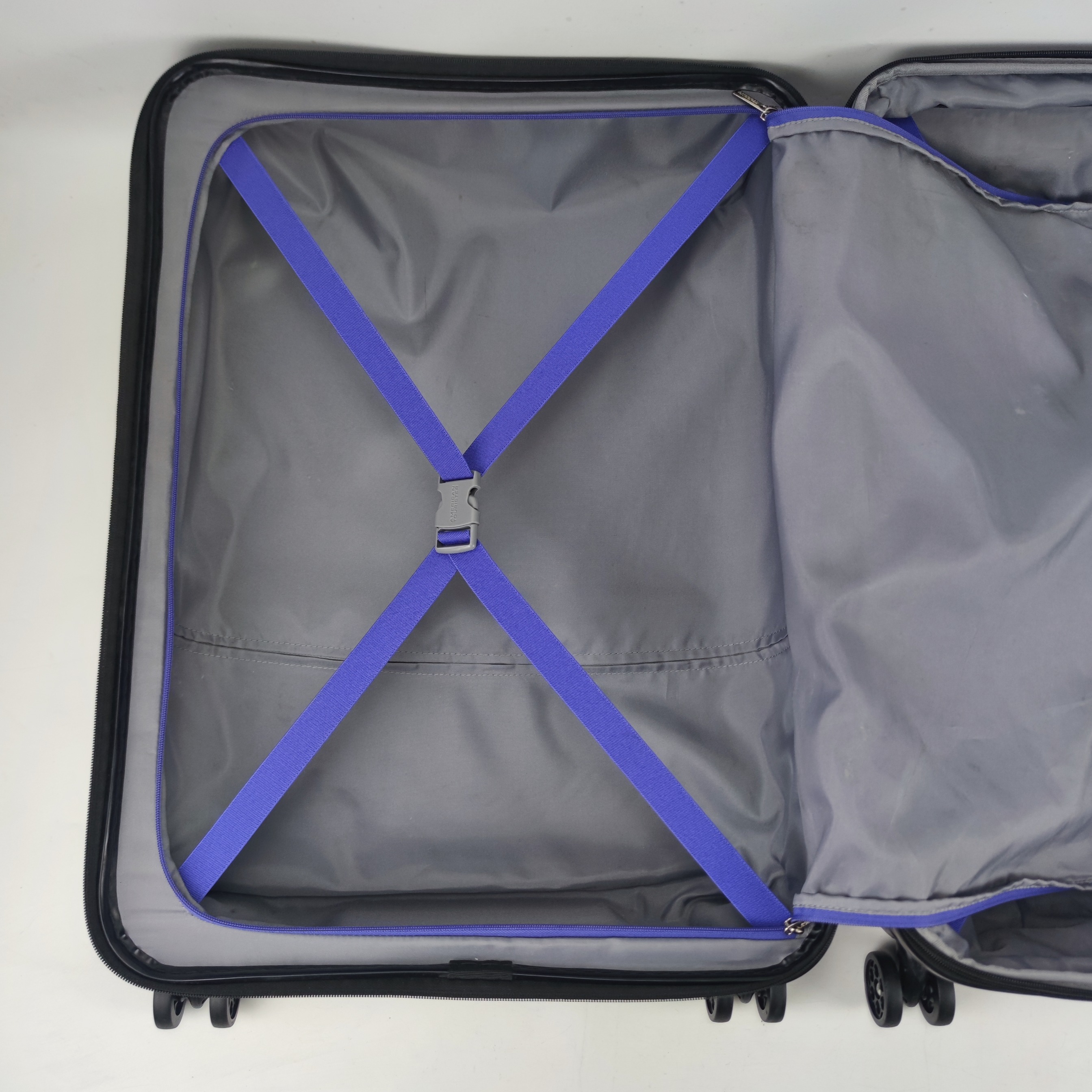 American Tourister Curio Soundbox Hardcase 26 Inch Black YY ✔️