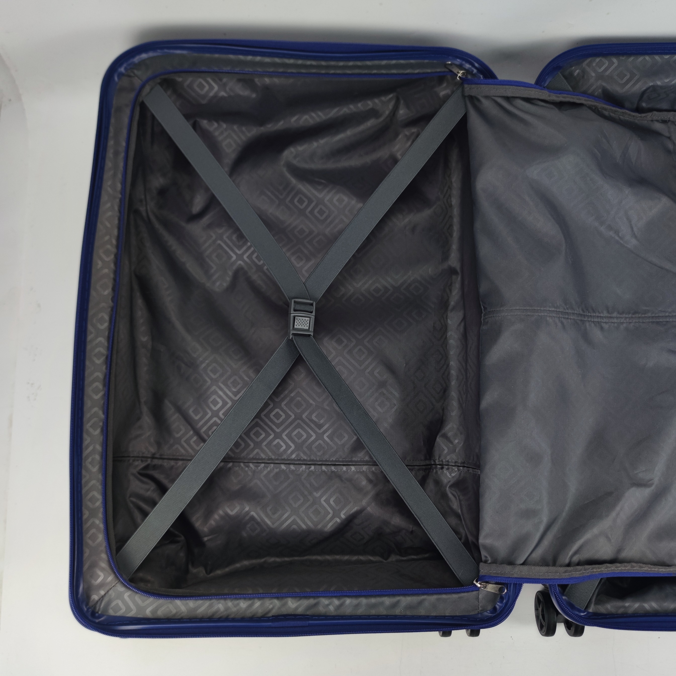 American Tourister Rumpler Hardcase 26 Inch Navy ✔️