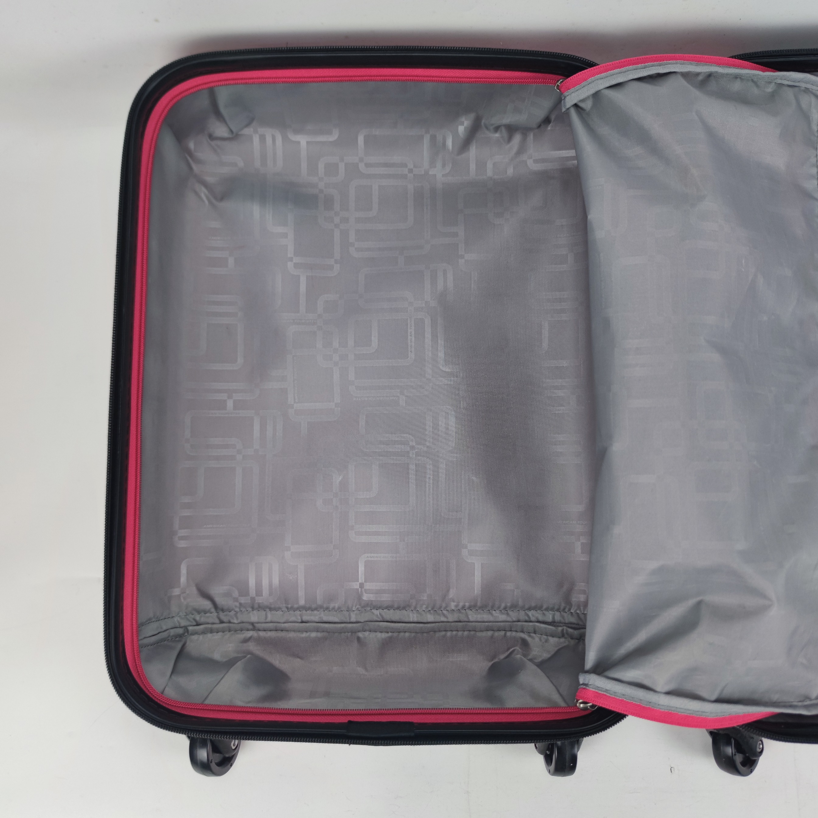 American Tourister Paralite Hardcase 20 Inch Pink ✔️