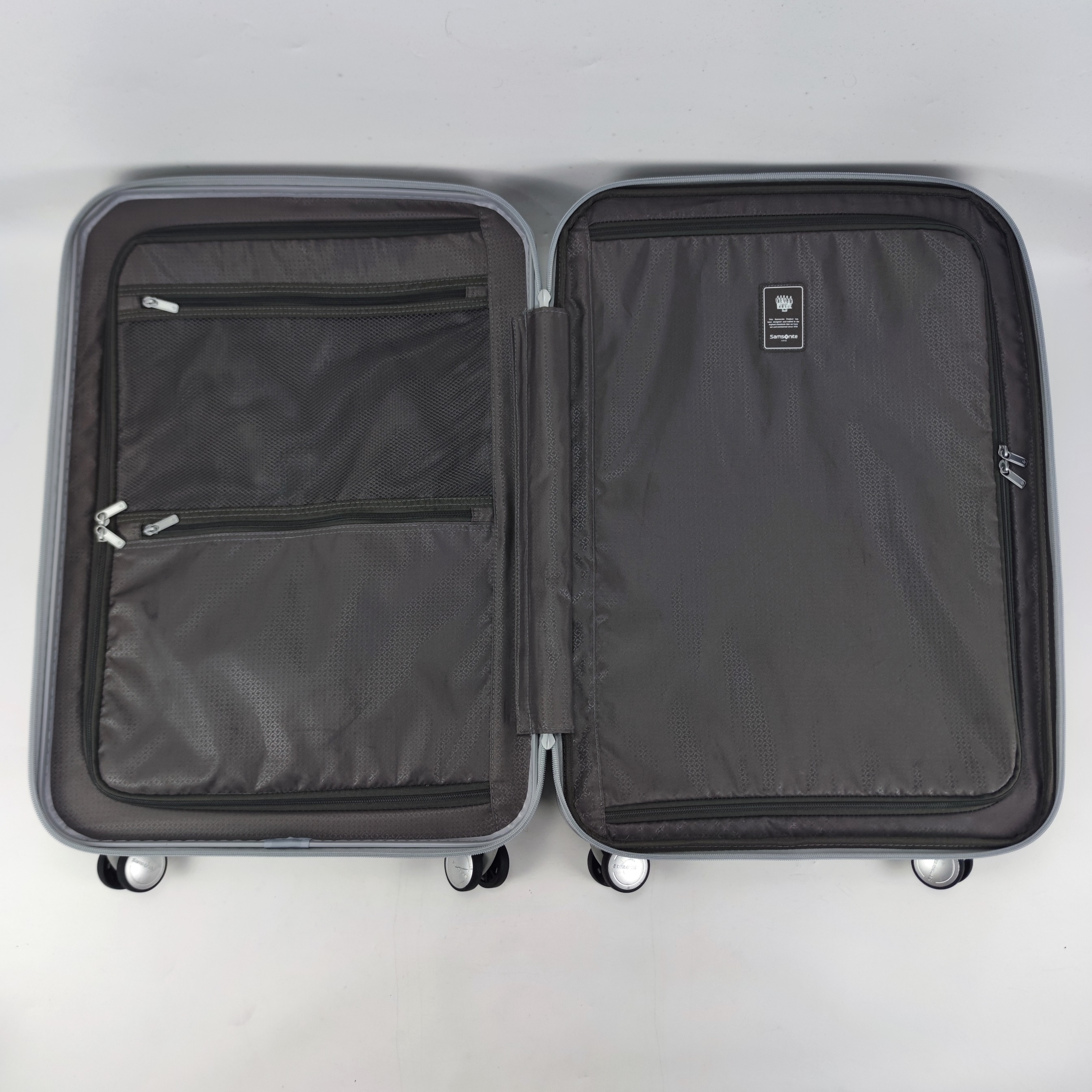 Samsonite Robez Spinner Hardcase 26 Inch Silver ✔️