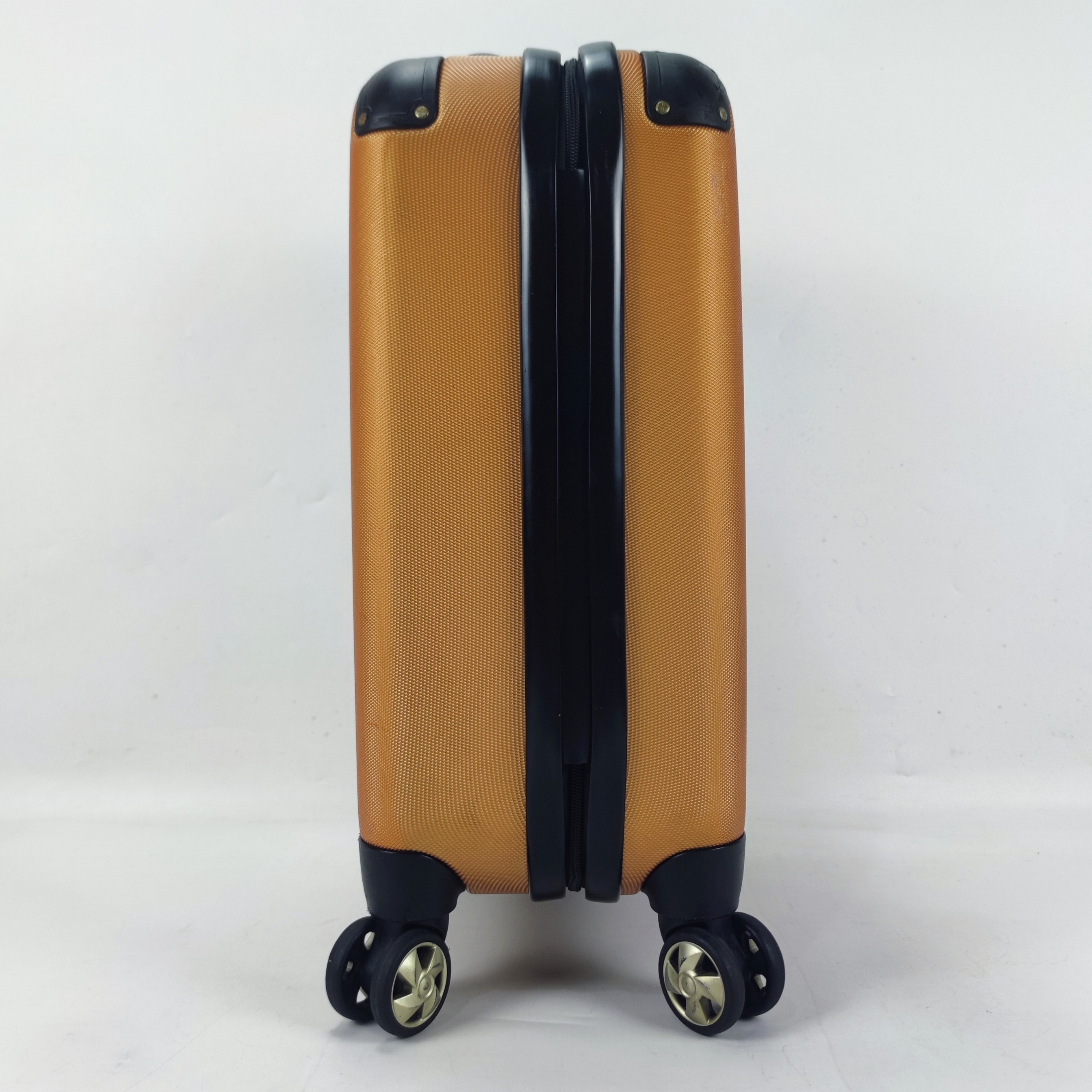 Eminent Move Air Hardcase Luggage 20 Inch Orange ✔️