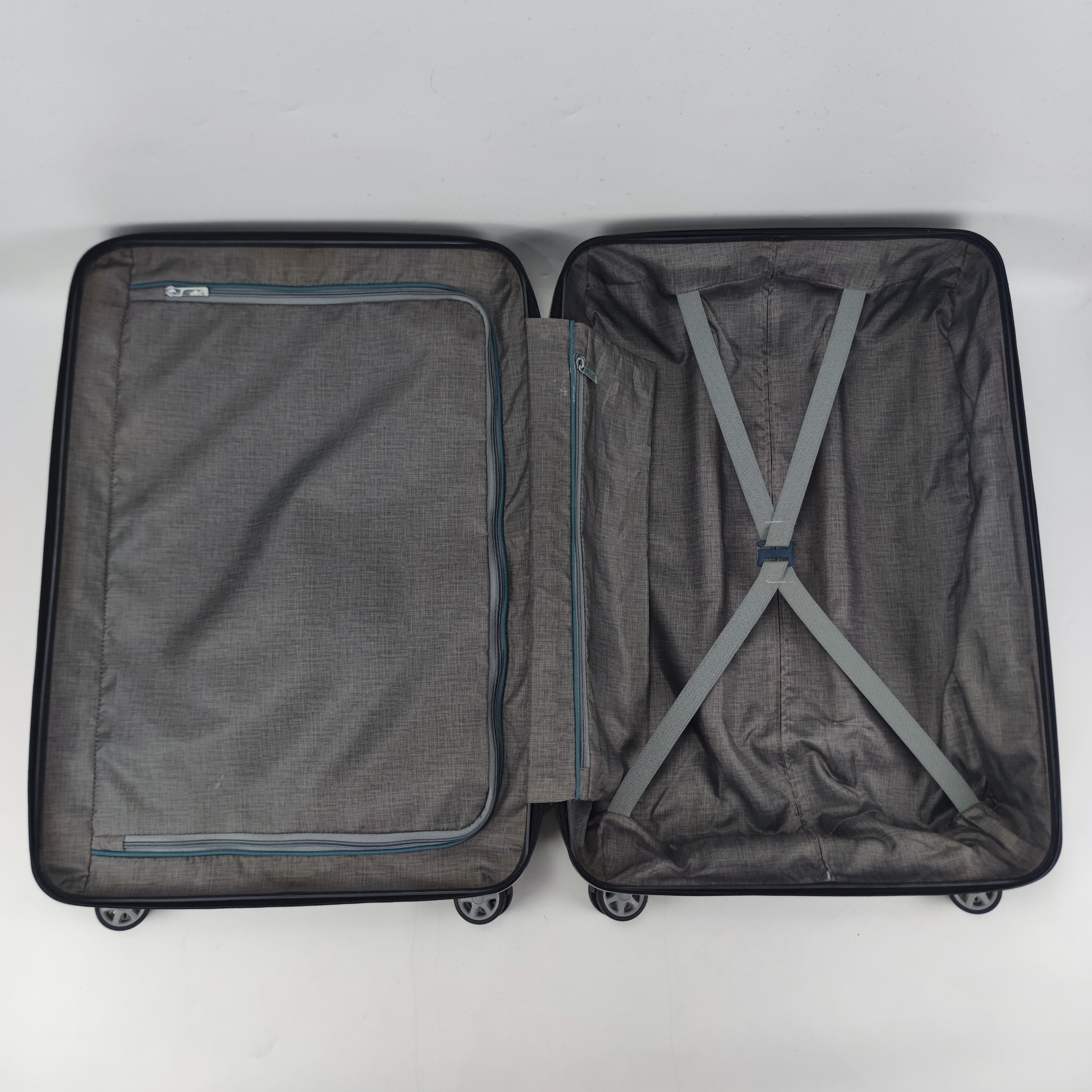 Samsonite Ofreo Spinner Hardcase Luggage 26 Inch Black ✔️