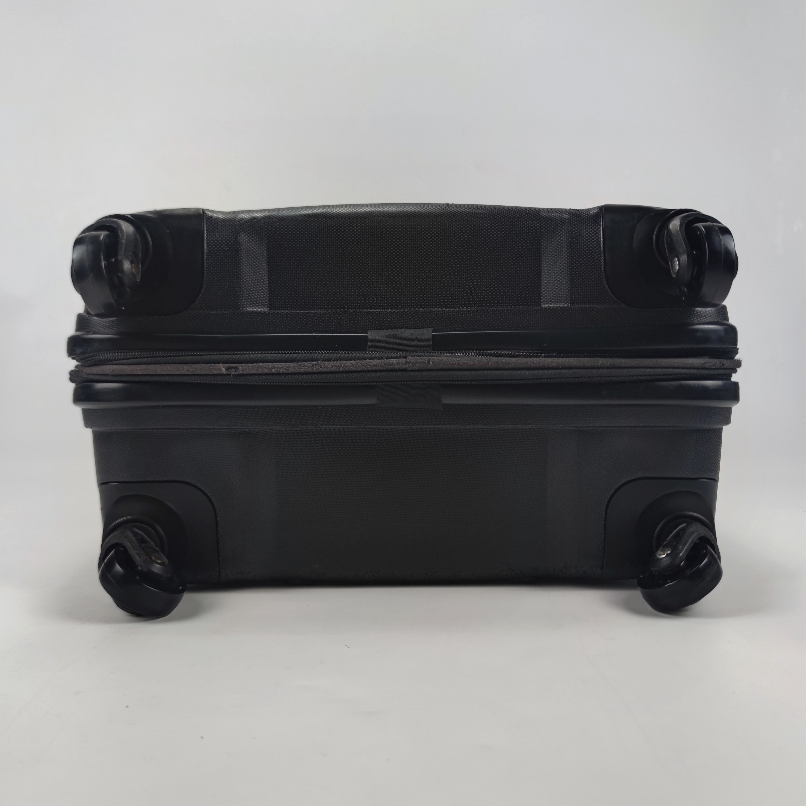 American Tourister Bon Air Hitam 24 ✔️