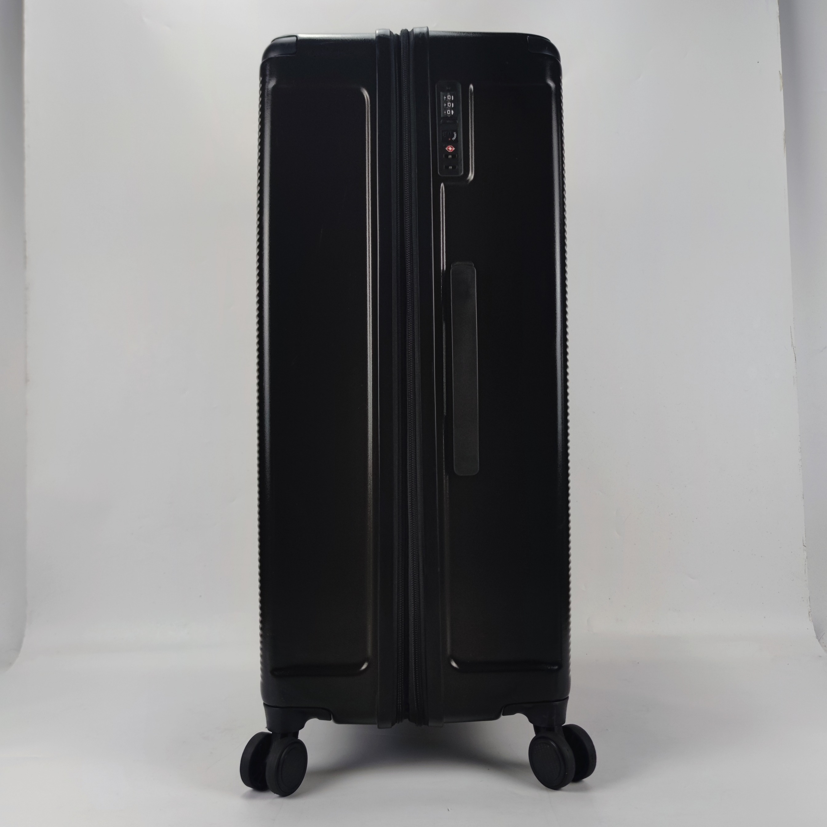 Hush Puppies 4026 Hardcase Luggage 30 Inch Black ✔️