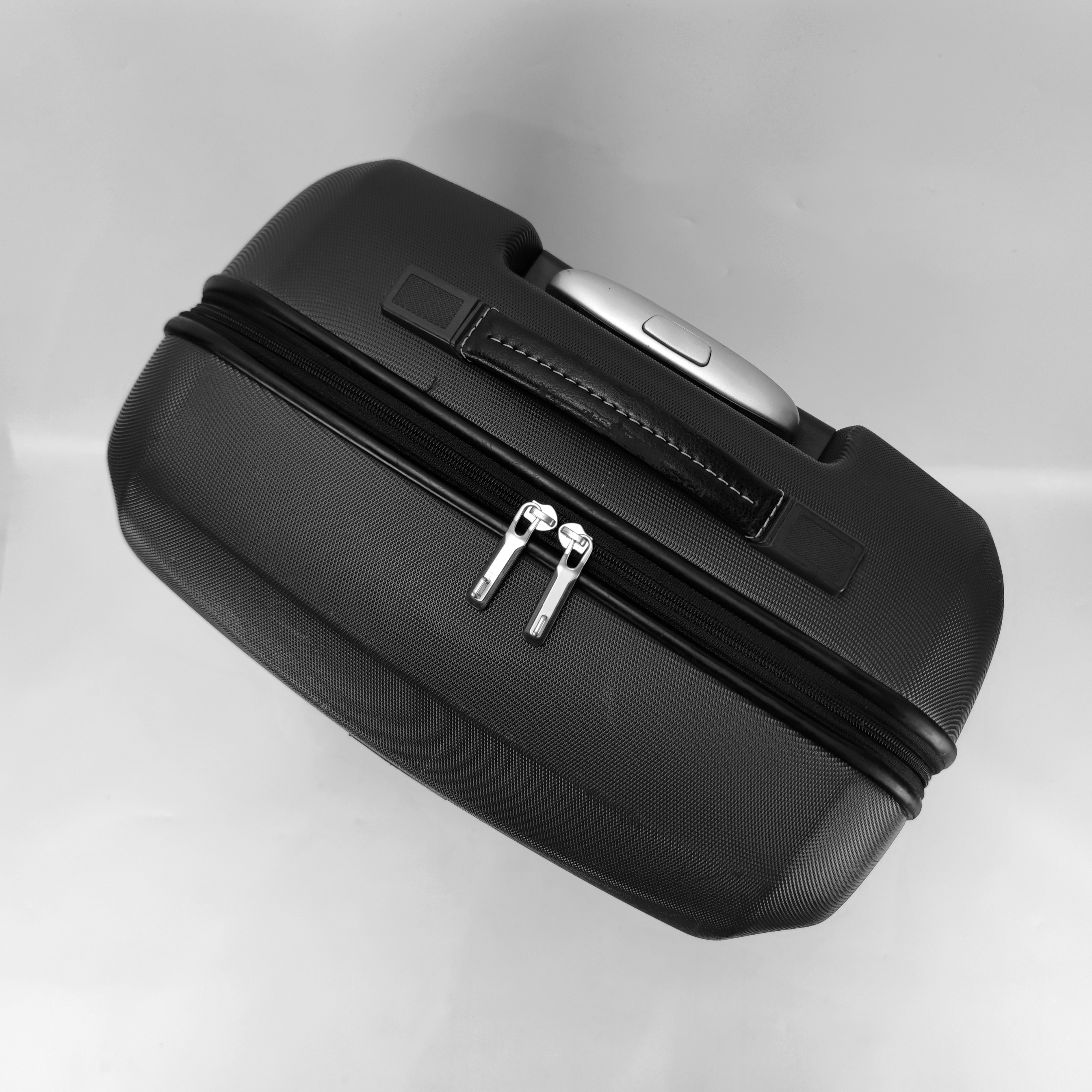 Samsonite NCS Klassik Spinner Lightweight Hardcase Luggage 26 Inch