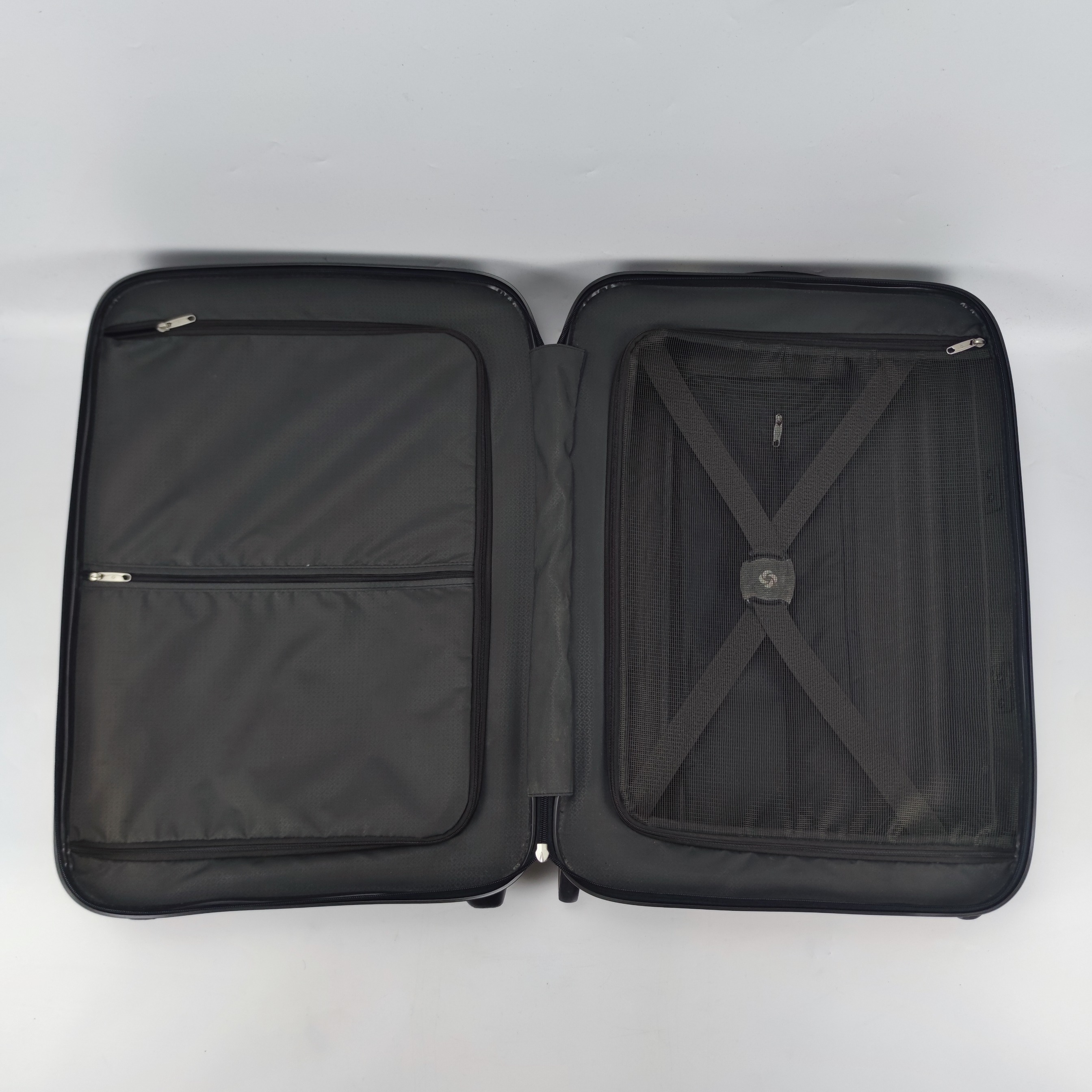 Samsonite Cubelite Spinner Hardcase Luggage 24 Inch 2 Wheels
