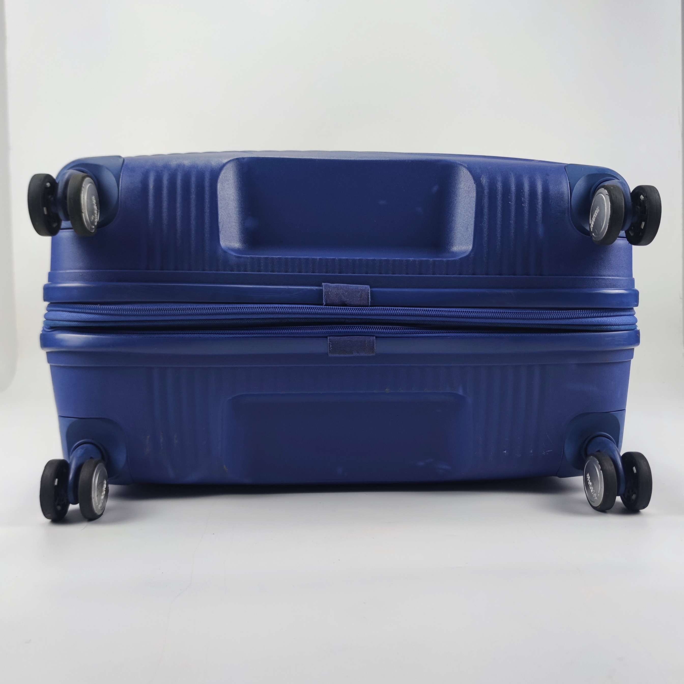 American Tourister Curio Soundbox Spinner Hardcase Luggage 30 Inch Navy 