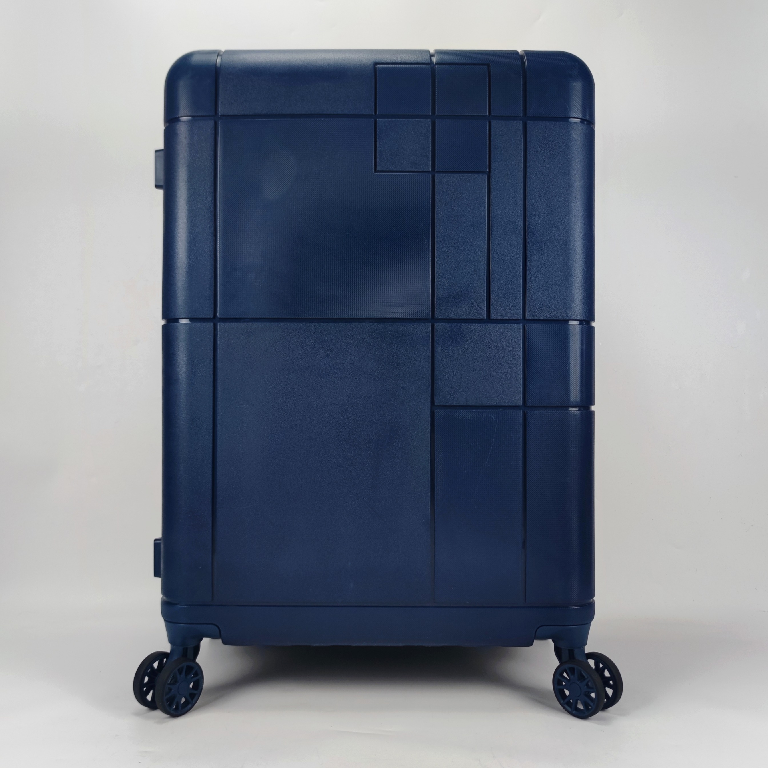 Echolac Los Angeles Spinner Hardcase Luggage 28 Inch