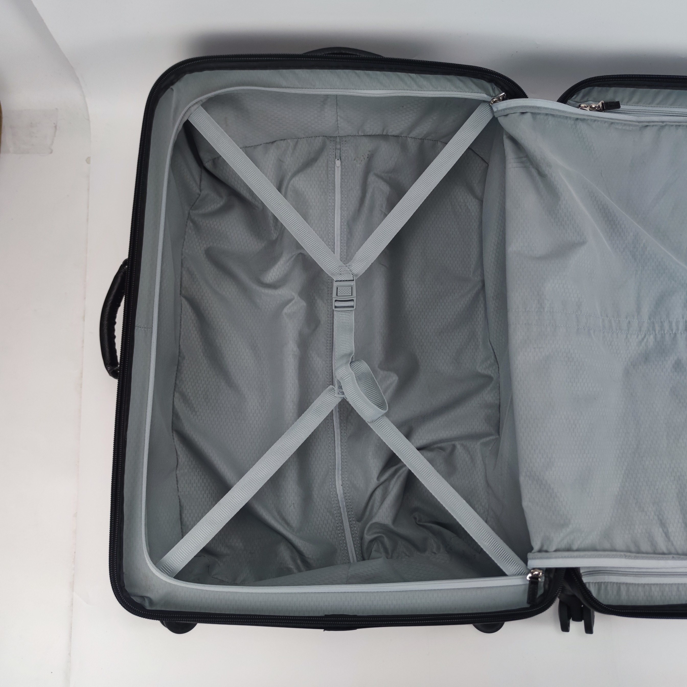 Delsey Chatelet Air Hardcase Luggage 28 Inch