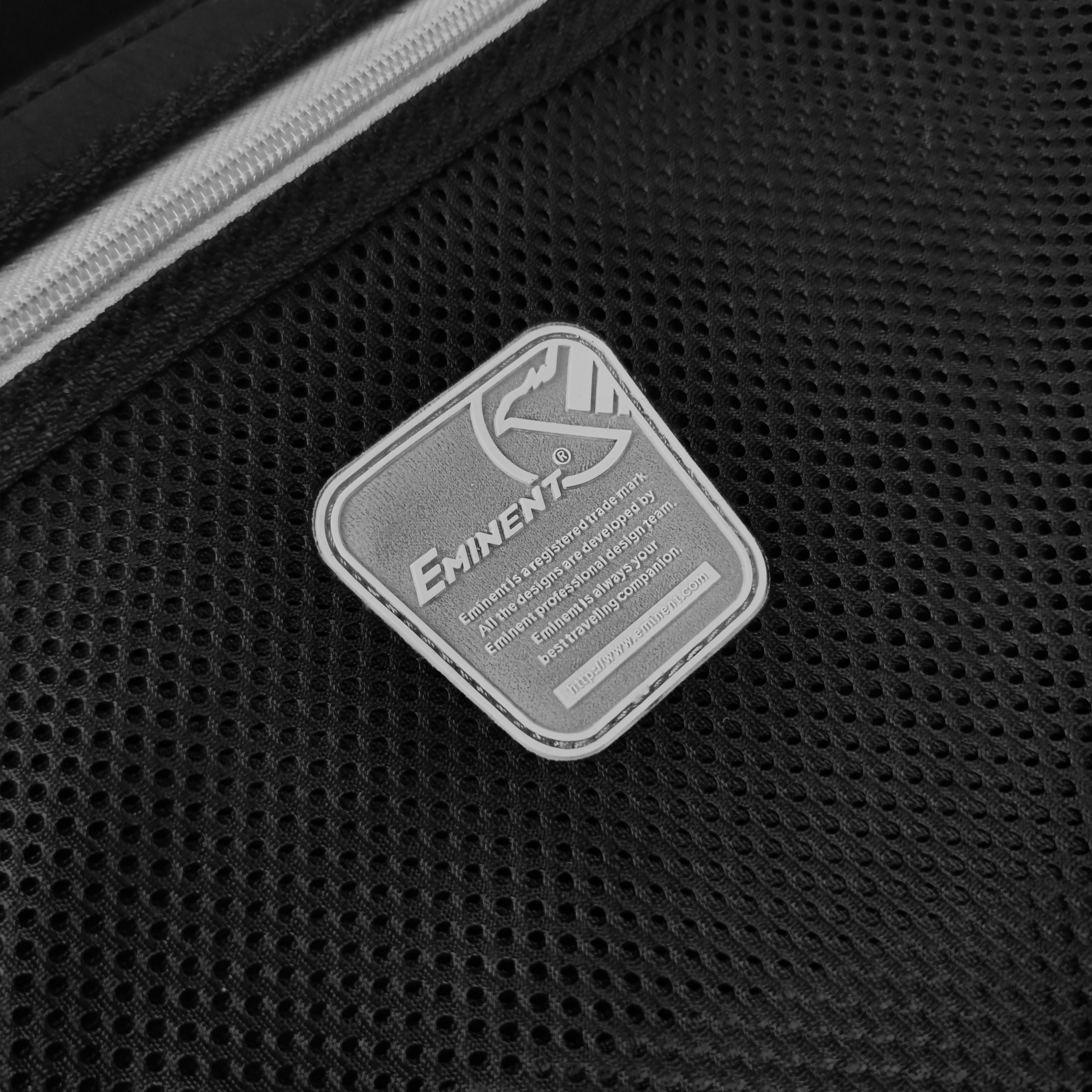 Eminent Frame Hardcase Luggage 24 Inch