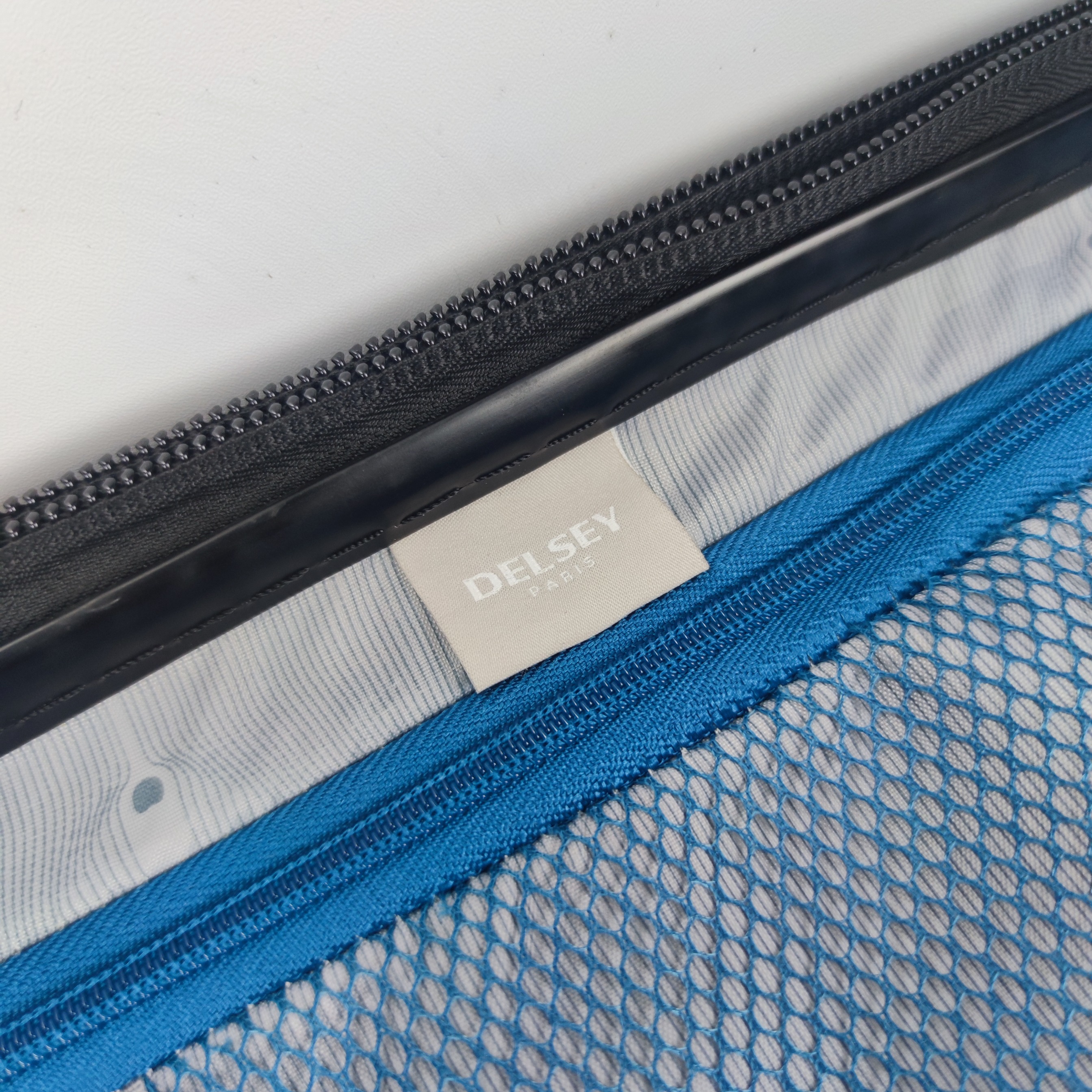 Delsey Comete+ Hardcase Luggage 28 Inch