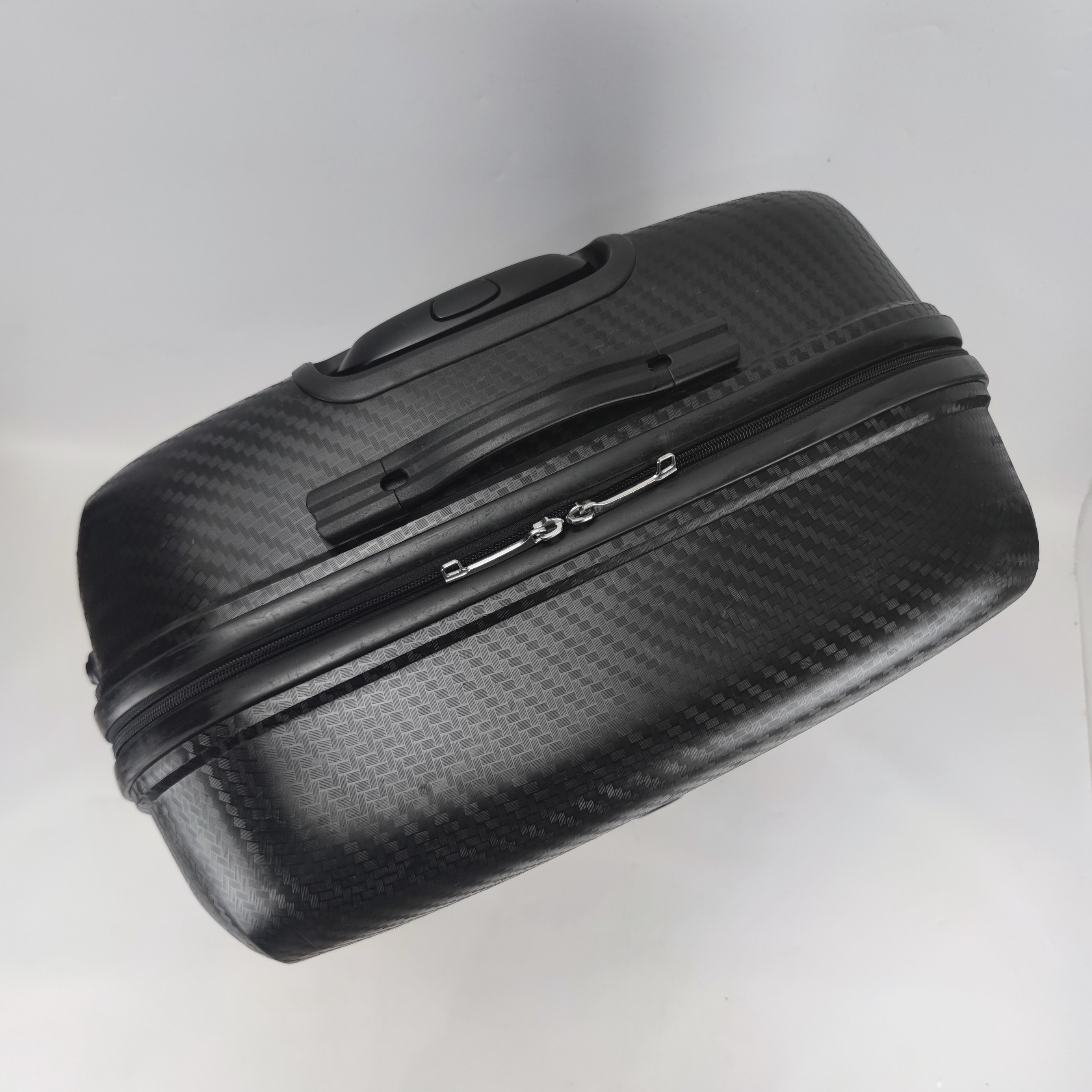 Delsey Binalong Hardcase Luggage 28 Inch Black