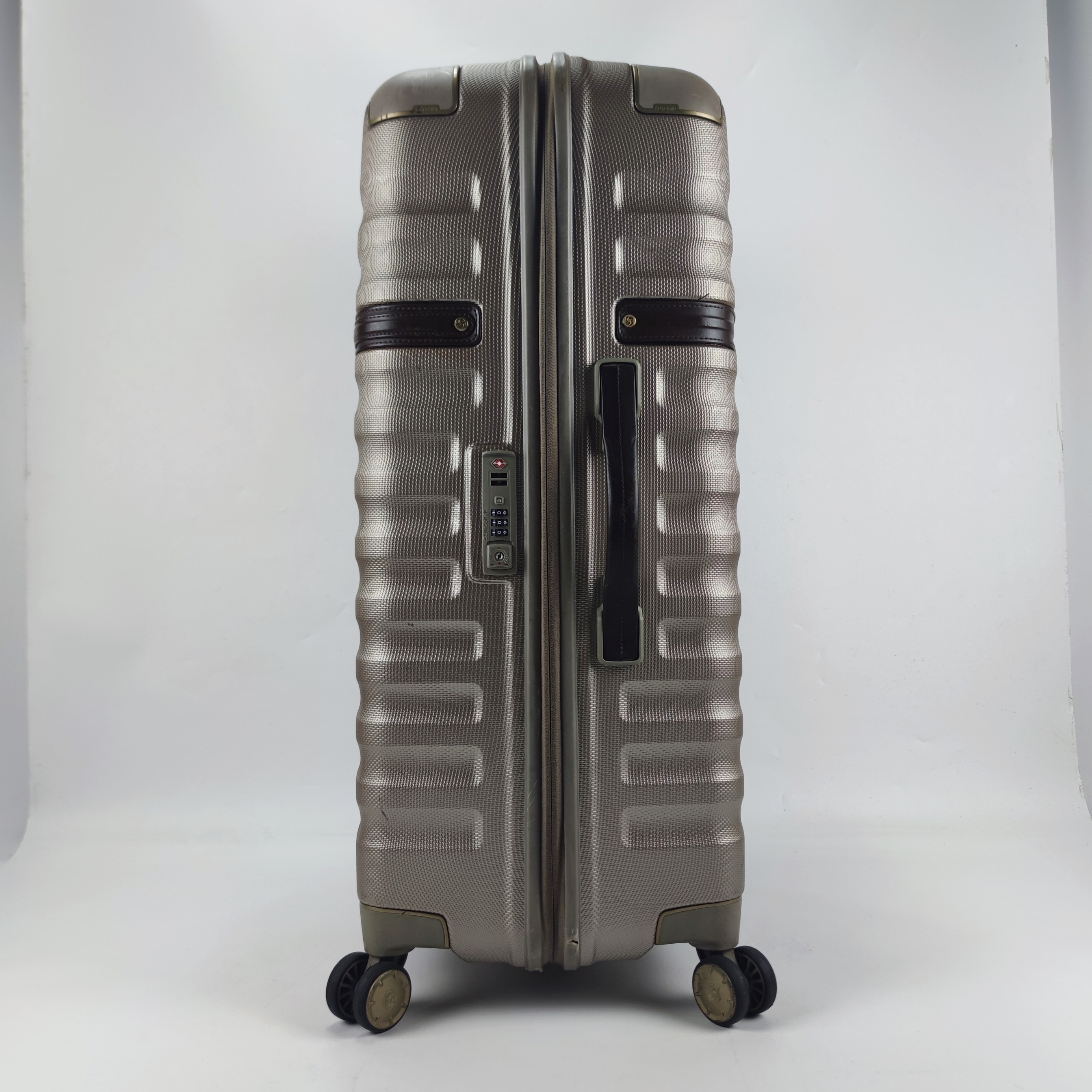 Samsonite Black Label Richmond Spinner Hardcase Luggage 28 Inch Cream