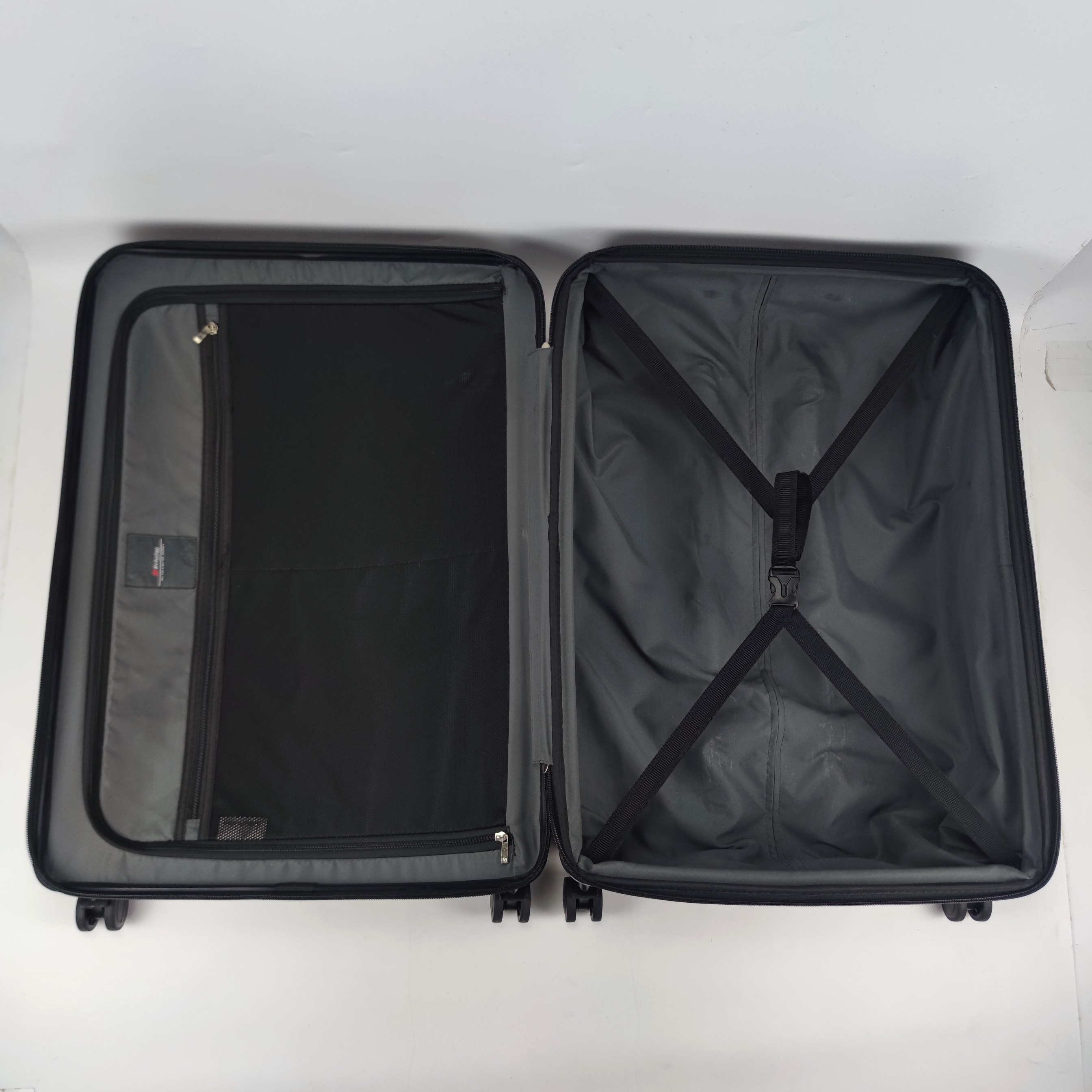 Echolac Cielo Hardcase Luggage 28 Inch