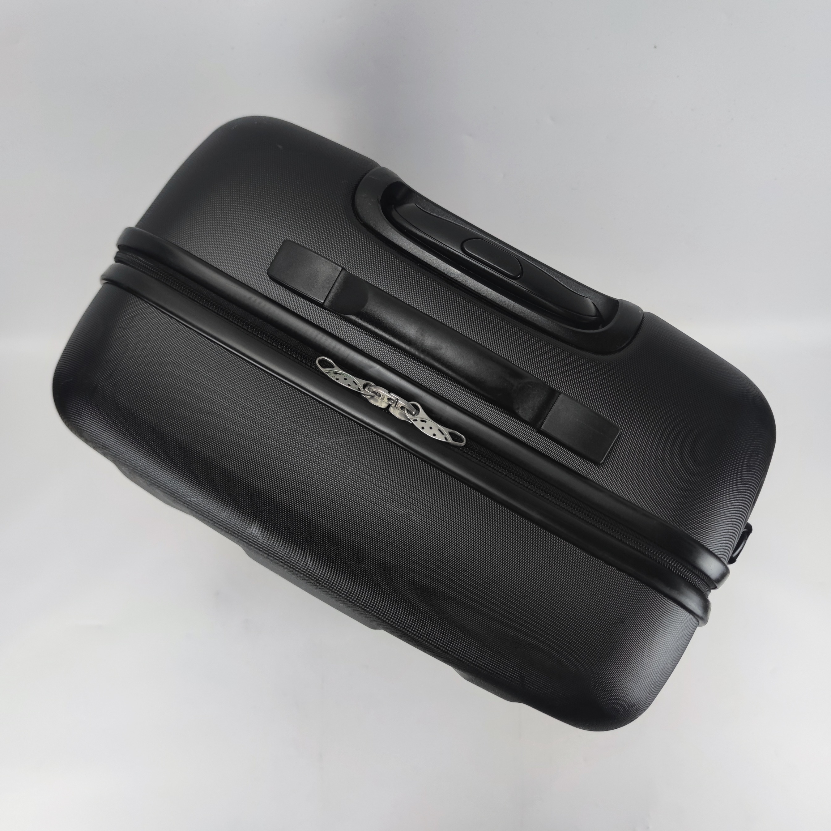 Eminent Lightweight Hardcase Luggage 26 Inch Black✔️