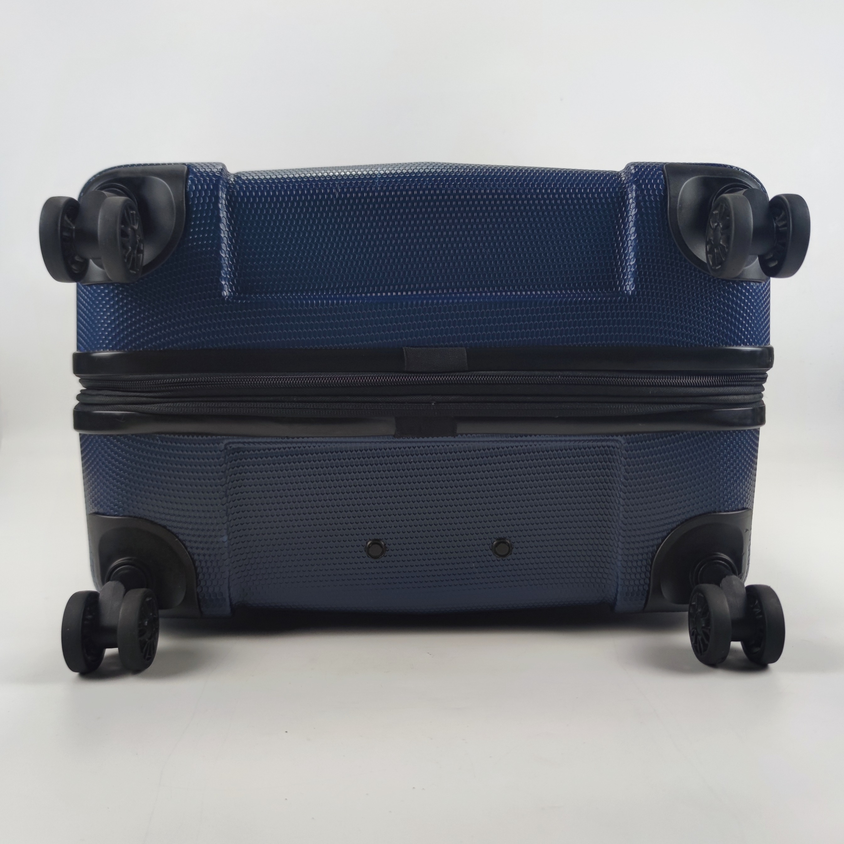 Traveler's Choice Glen Cargo Hardcase Luggage 28 Inch