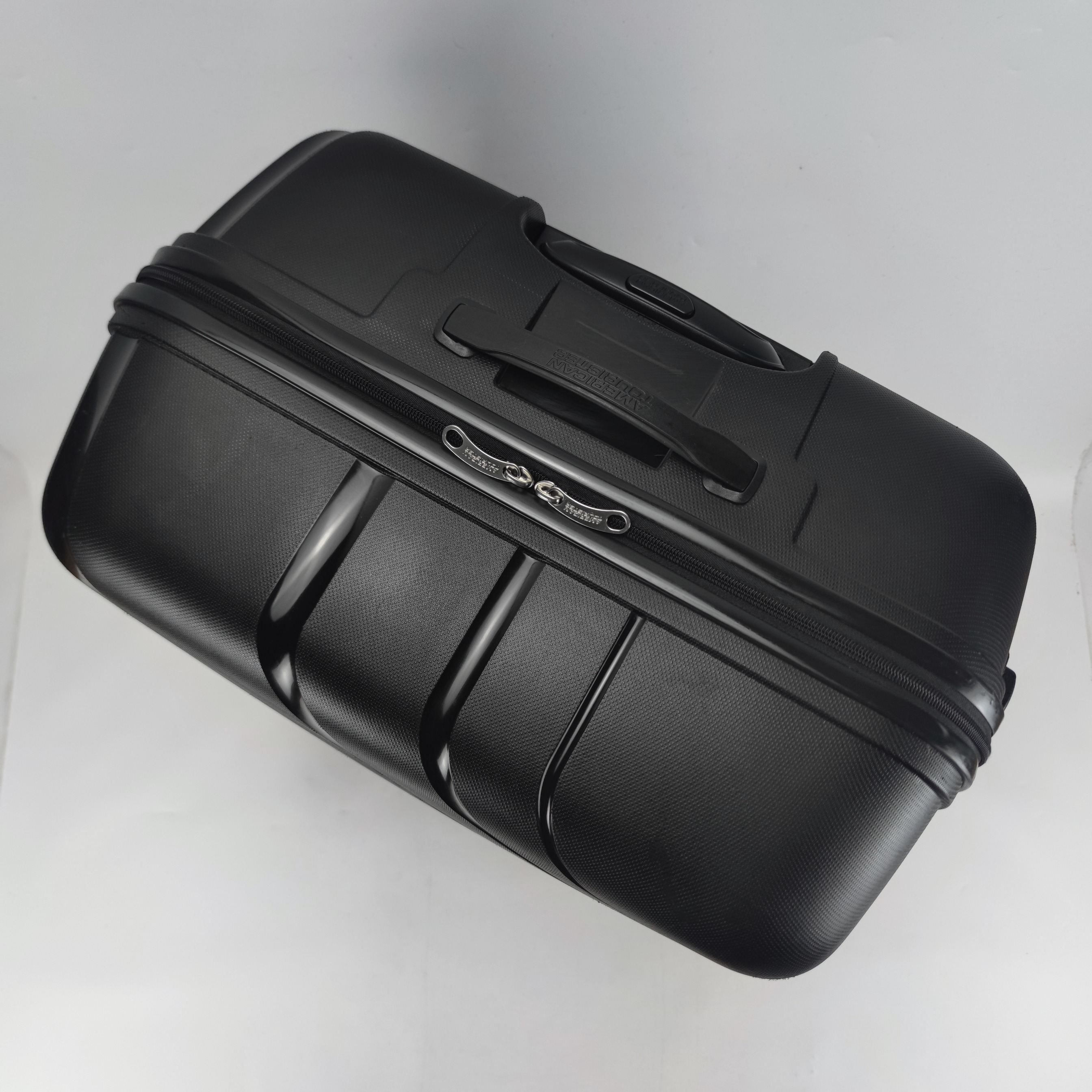 American Tourister Upland 28 Inch ✔️