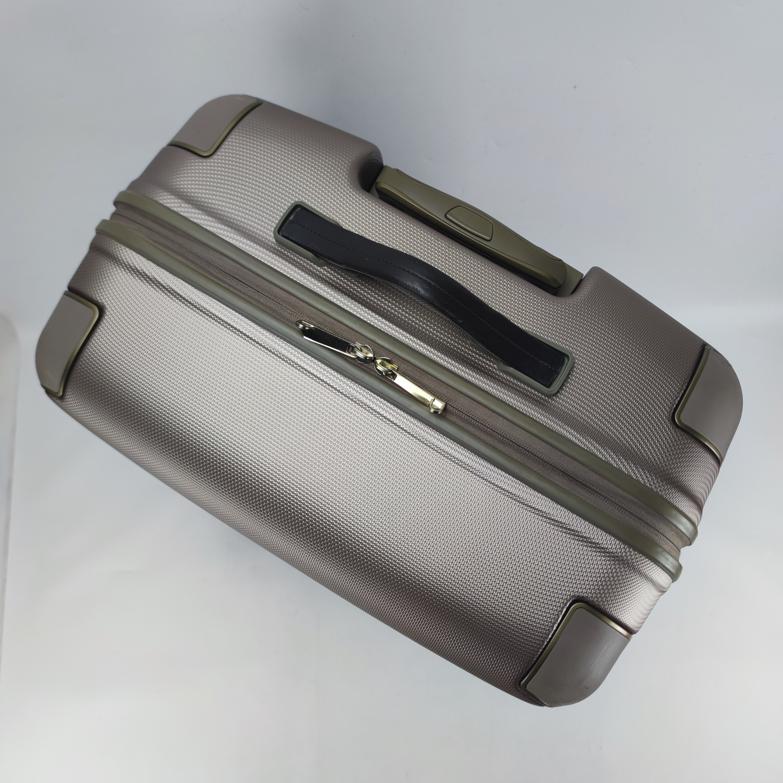 Samsonite Black Label Richmond Spinner Hardcase Luggage 28 Inch