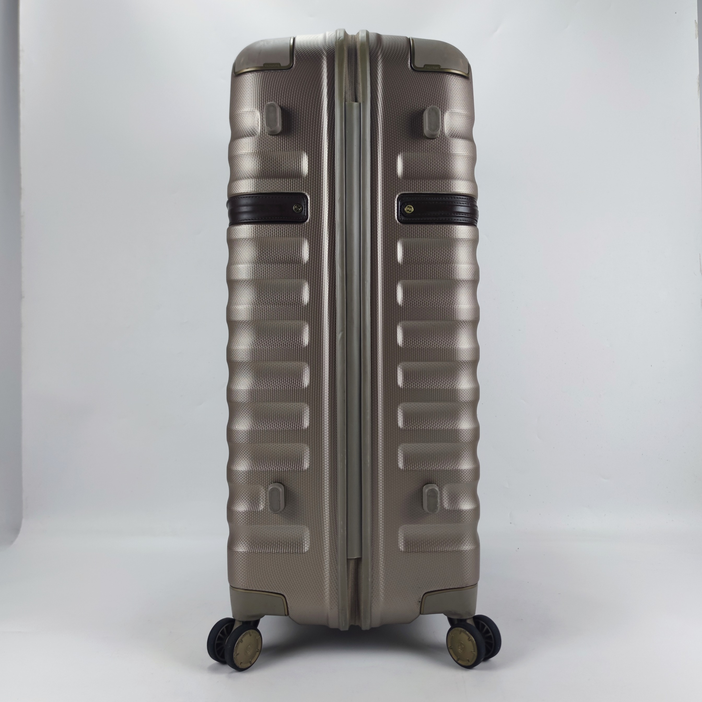 Samsonite Black Label Richmond Spinner Hardcase Luggage 28 Inch