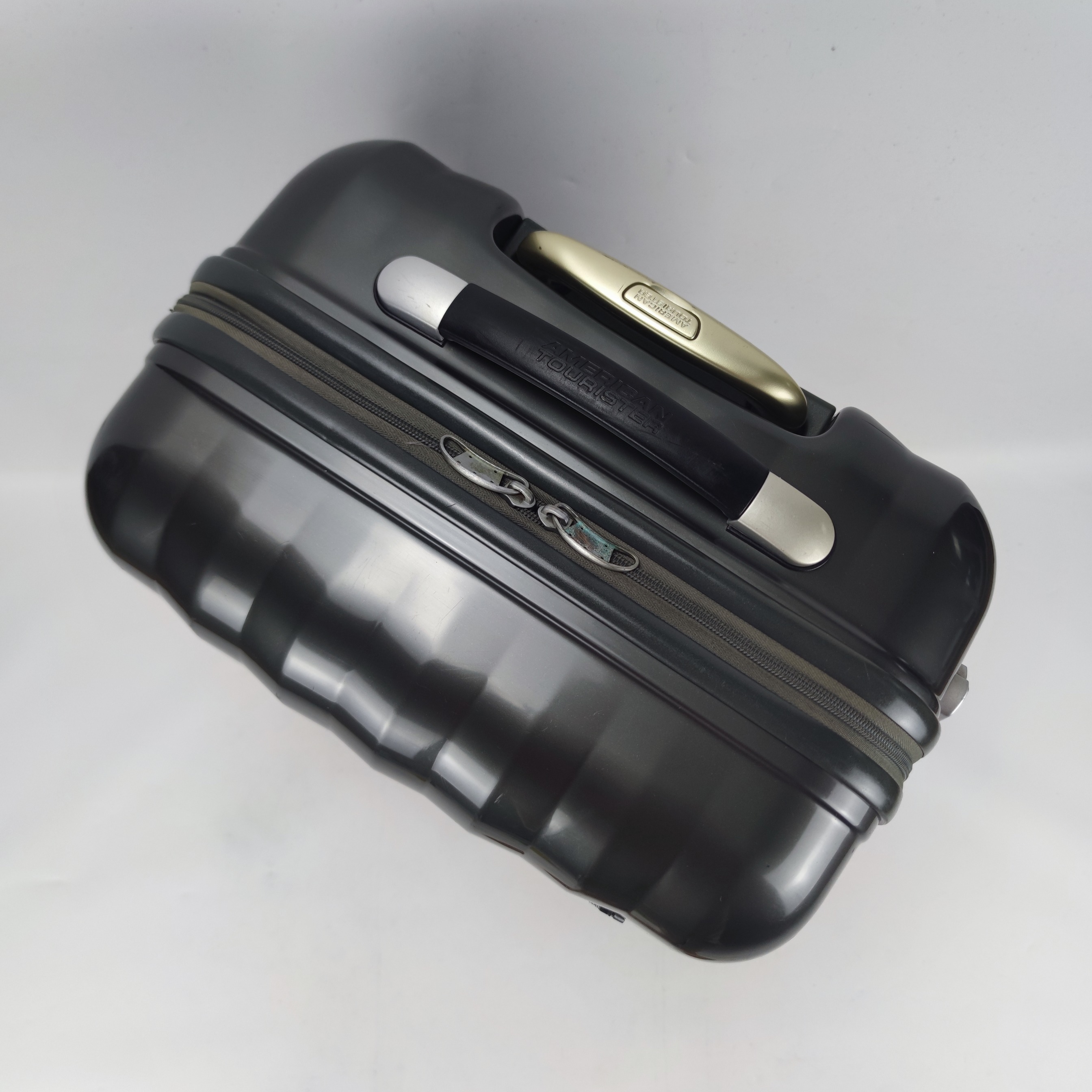 American Tourister Prismo Spinner Hardcase Luggage 24 Inch Black✔️