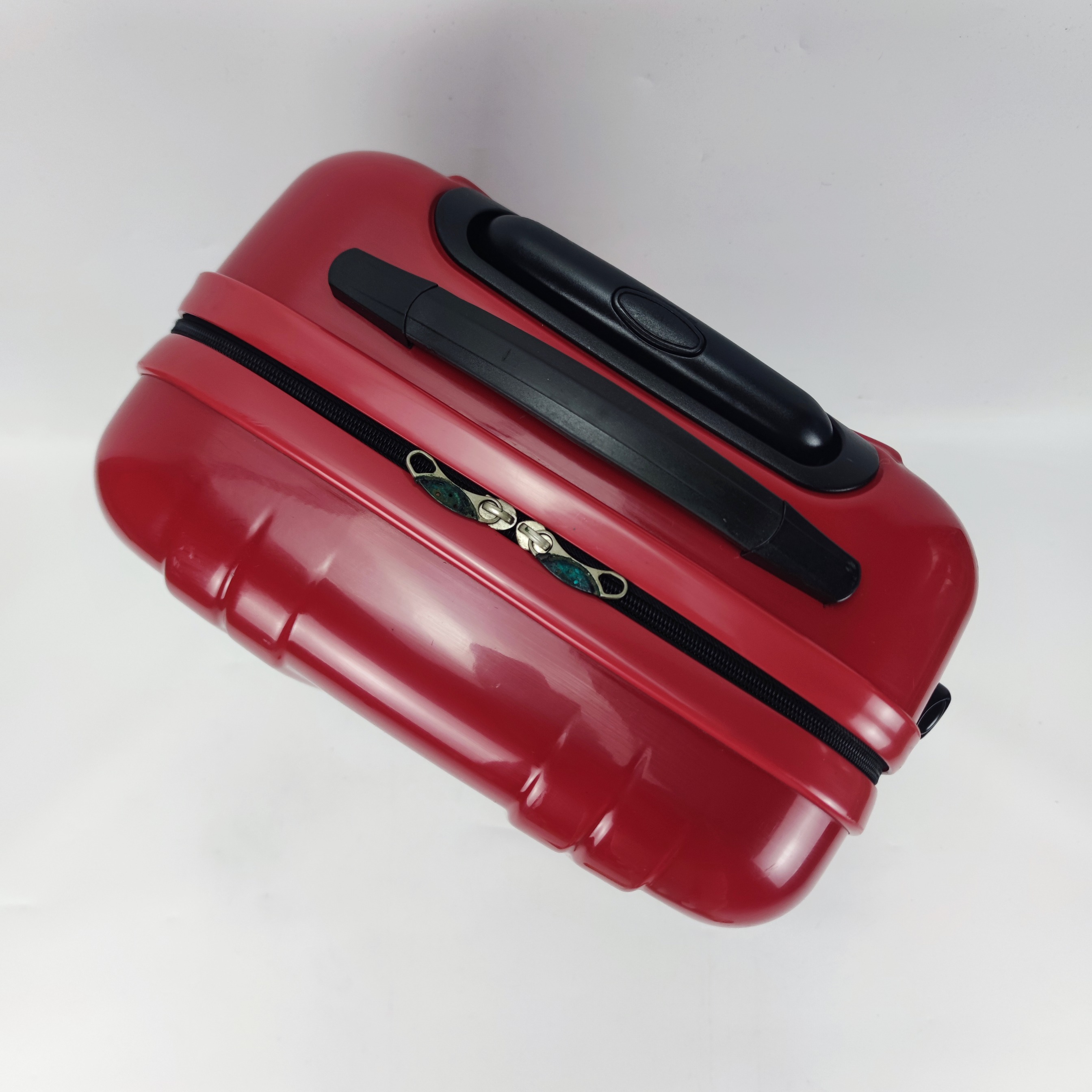 Eminent Lightweight Hardcase Luggage 20 Inch Red✔️
