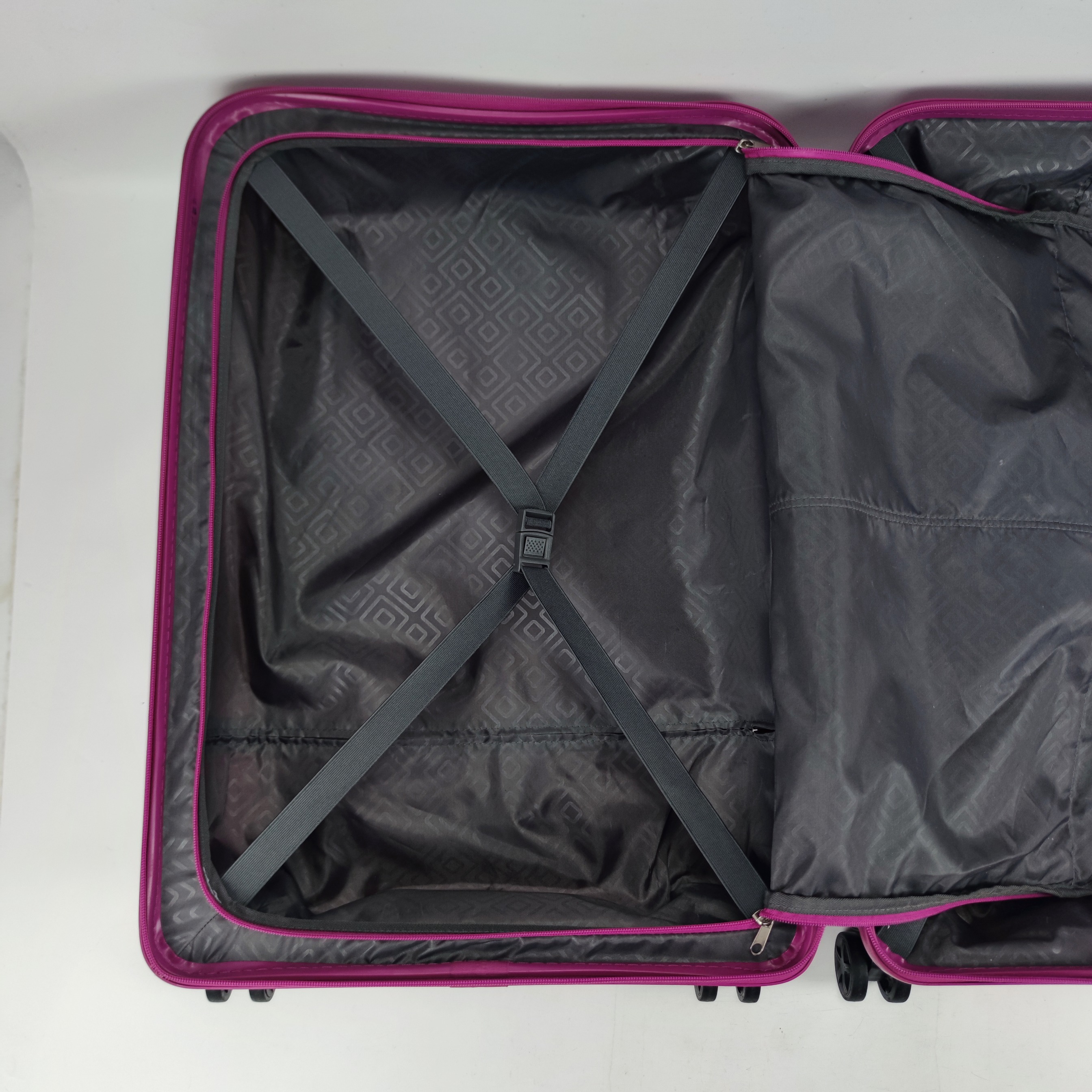 American Tourister Rumpler Spinner Hardcase Luggage 26 Inch Pink
