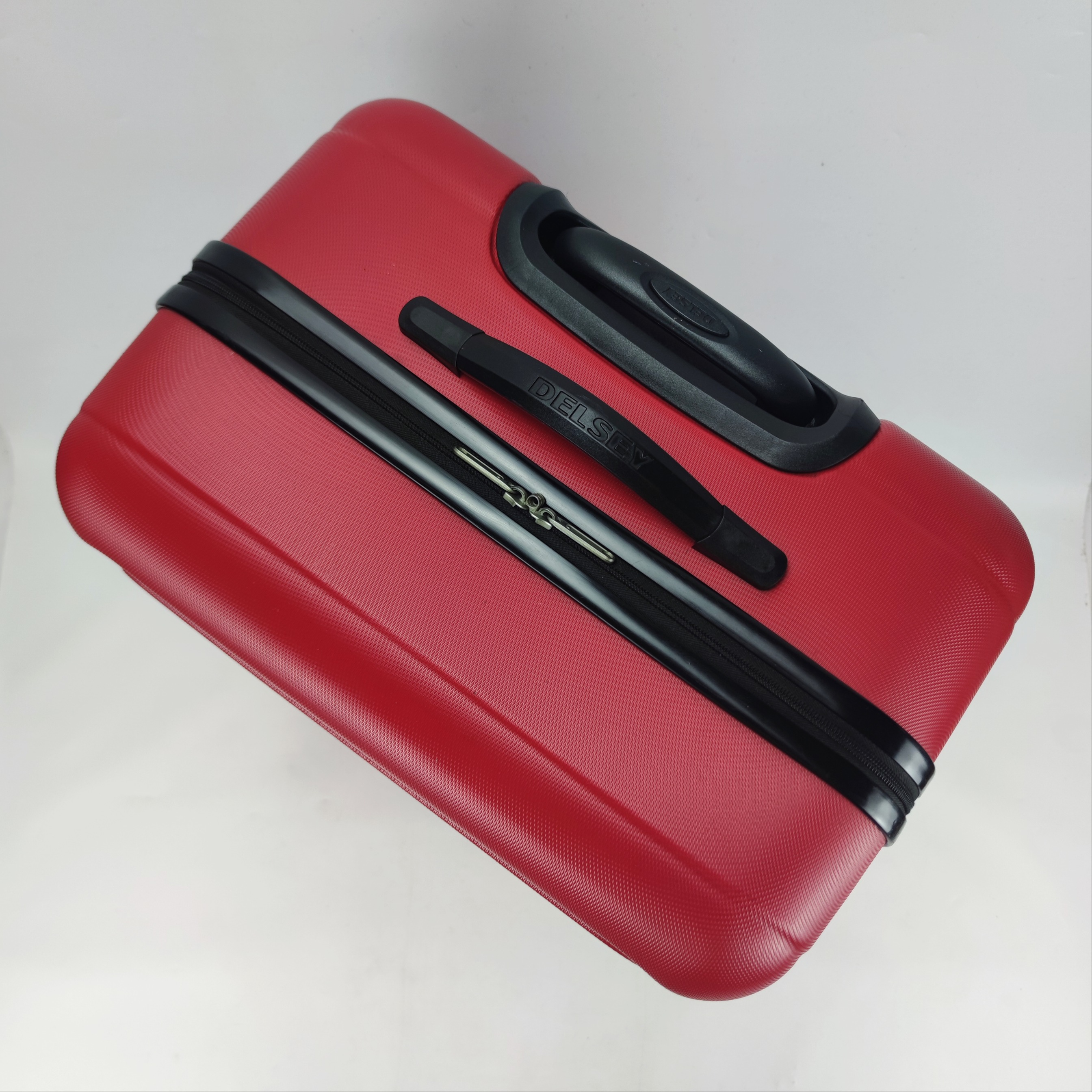 Delsey Free Style 2.0 Hardcase Luggage 28 Inch Red ✔️