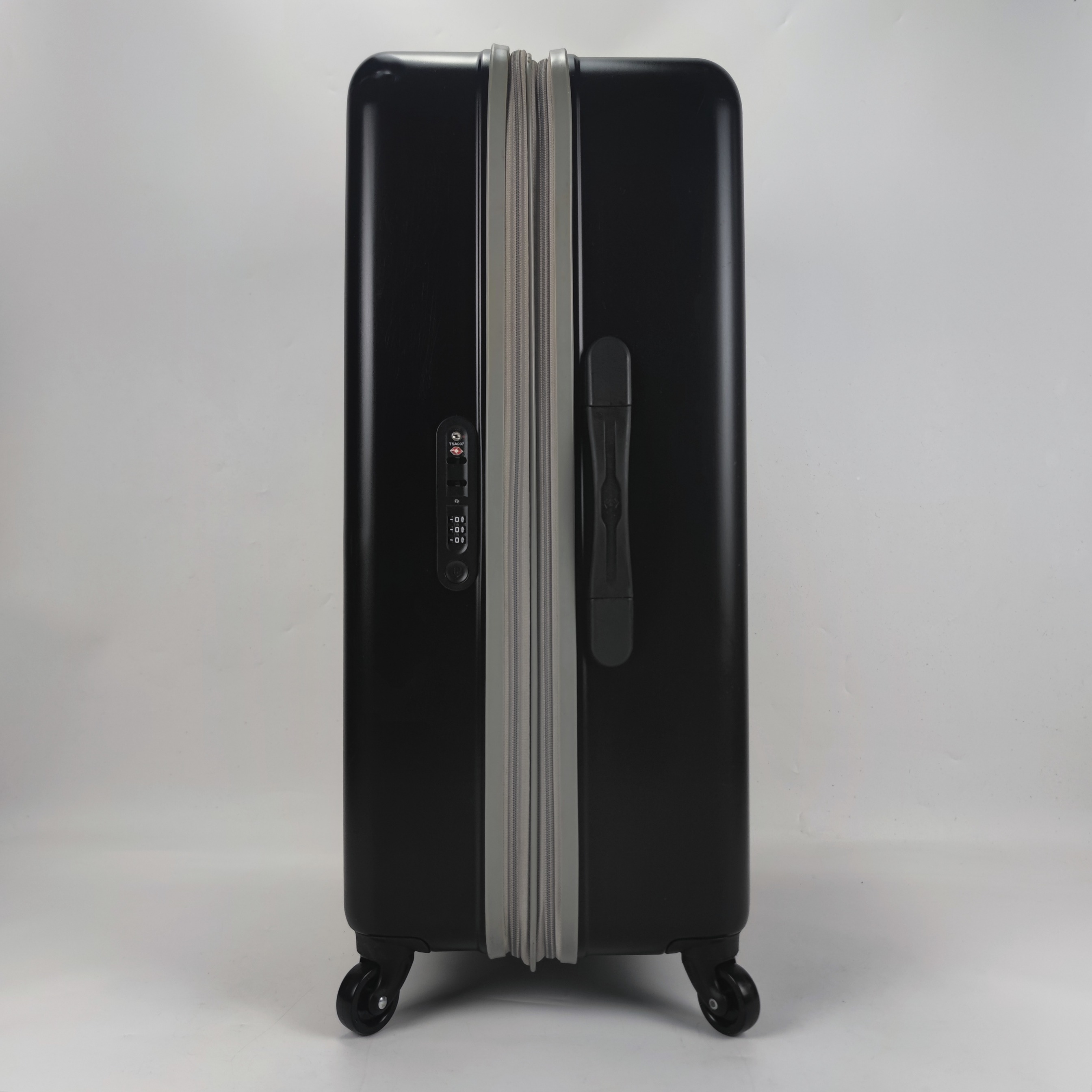 Victorinox Etherius Spinner Hardcase Luggage 28 Inch Black ✔️