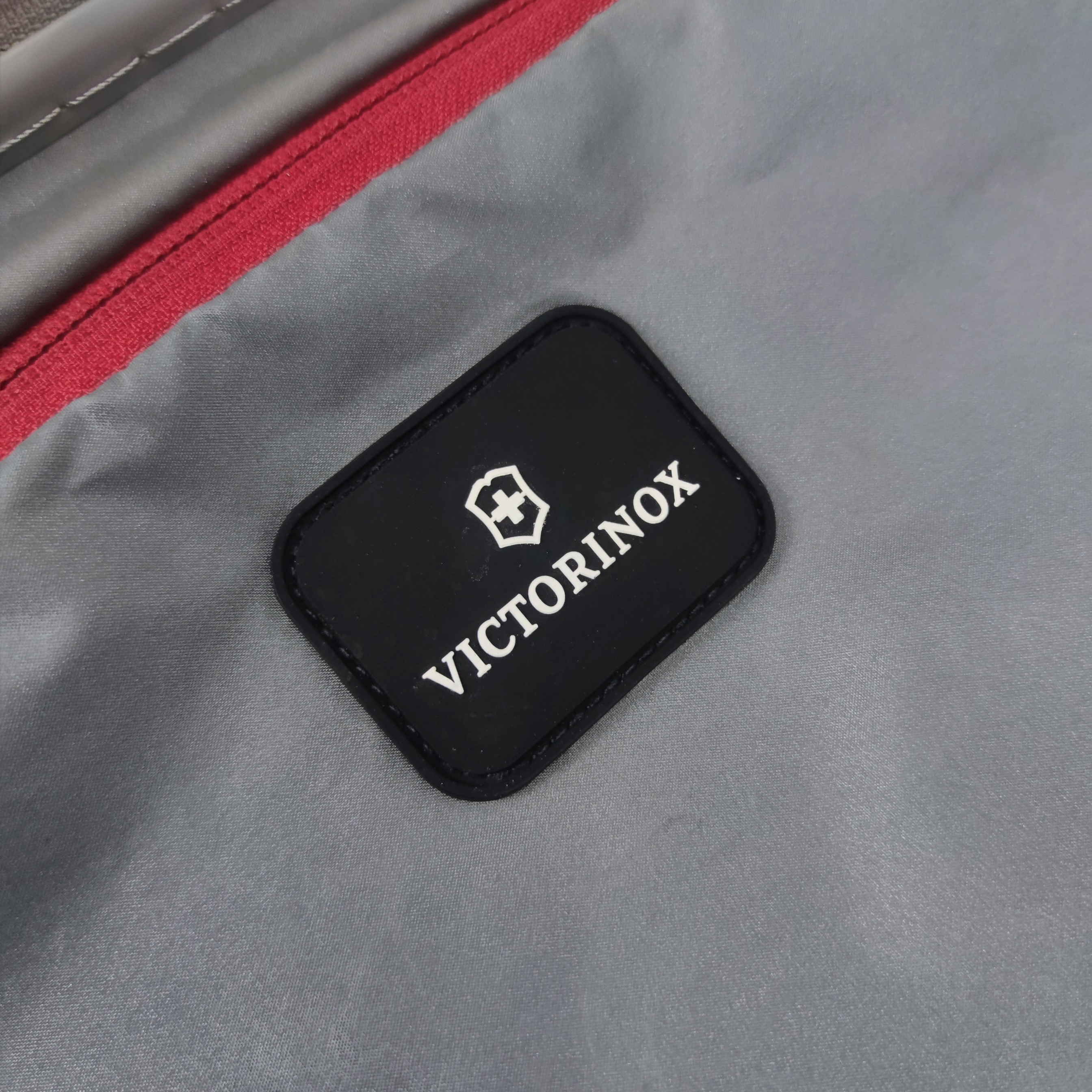 Victorinox Etherius Spinner Hardcase Luggage 28 Inch Black ✔️