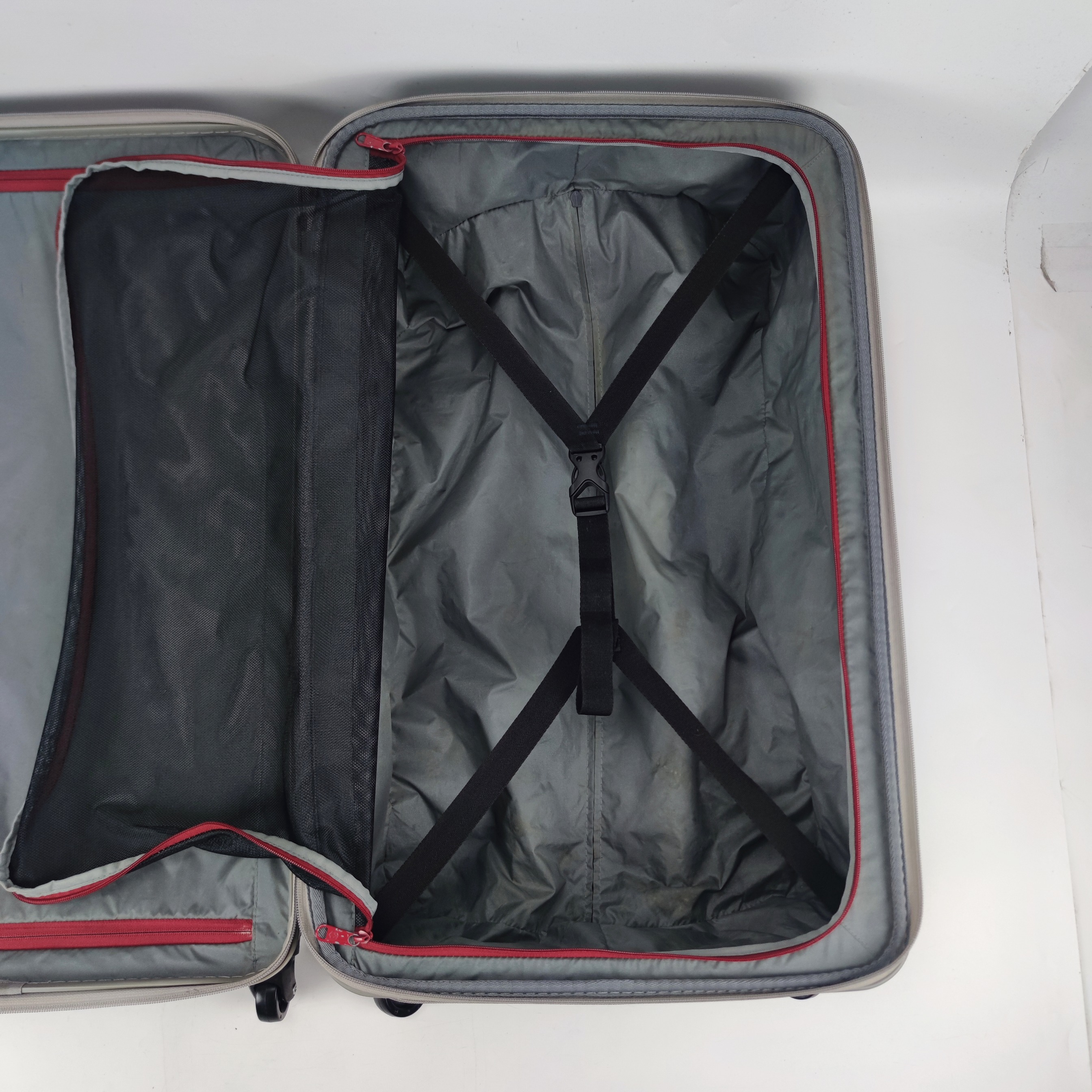 Victorinox Etherius Spinner Hardcase Luggage 28 Inch Black ✔️