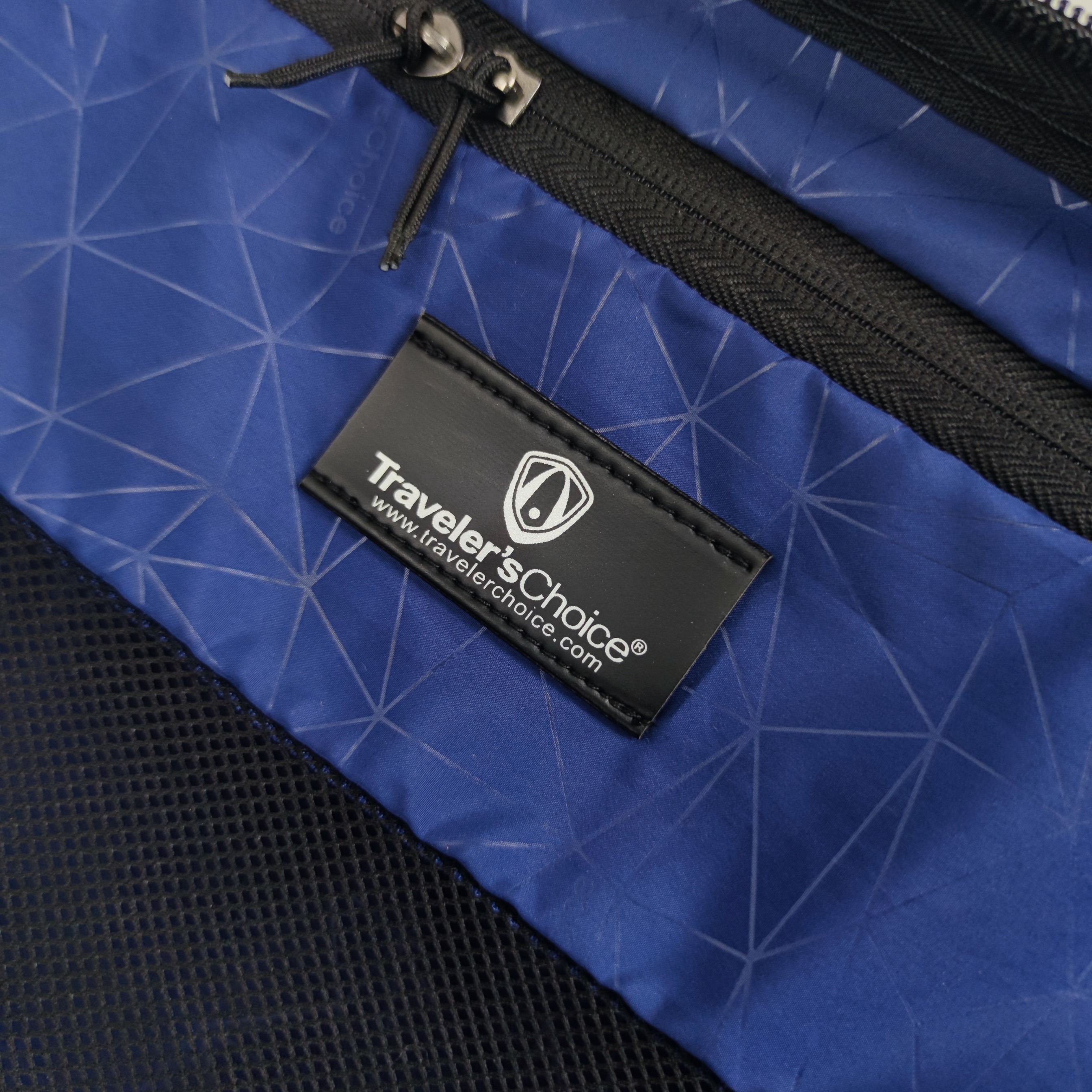 Traveler’s Choice Riverside Hardcase Luggage 24 Inch Blue Sky✔️