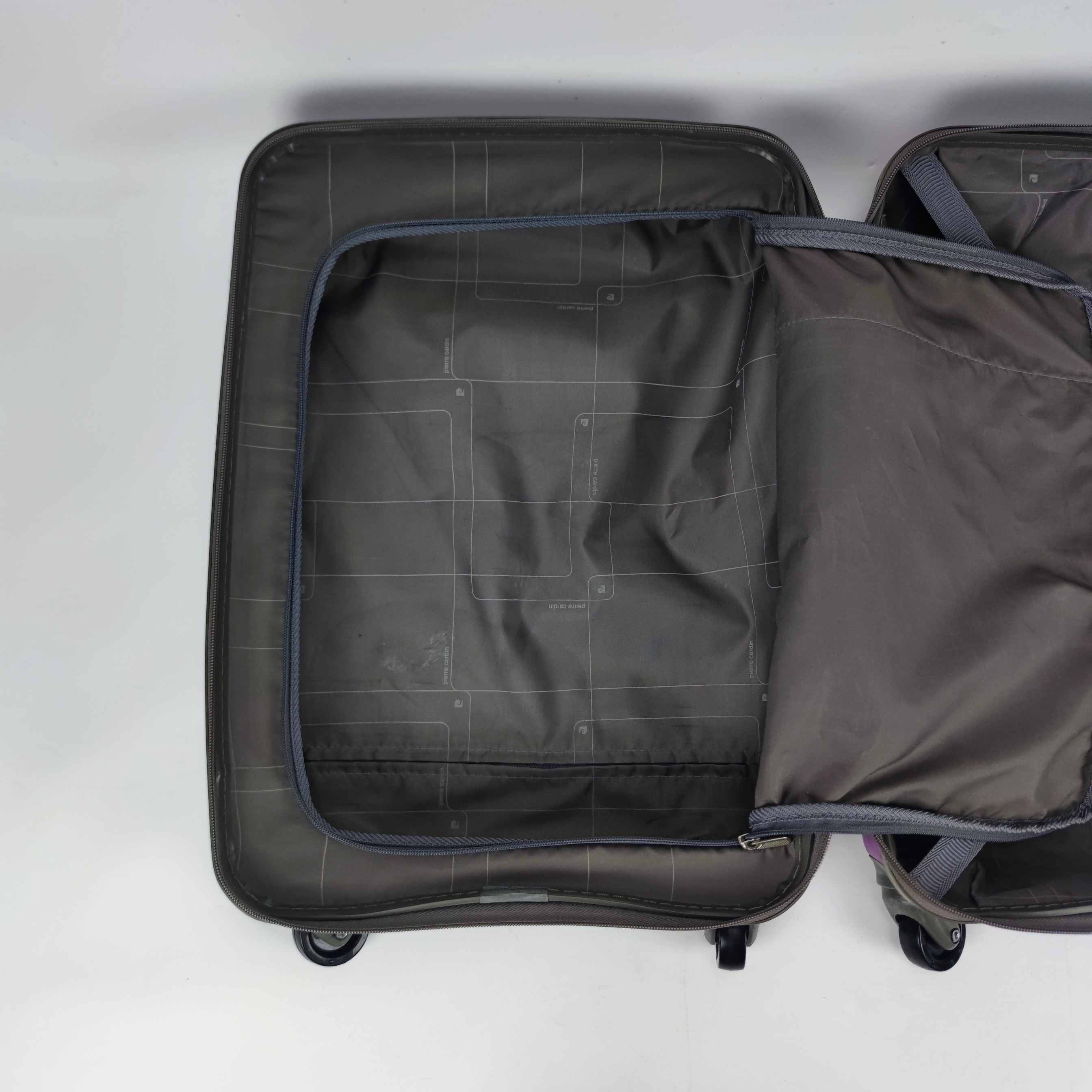 Pierre Cardin Spinner Hardcase Luggage 20 Inch Purple