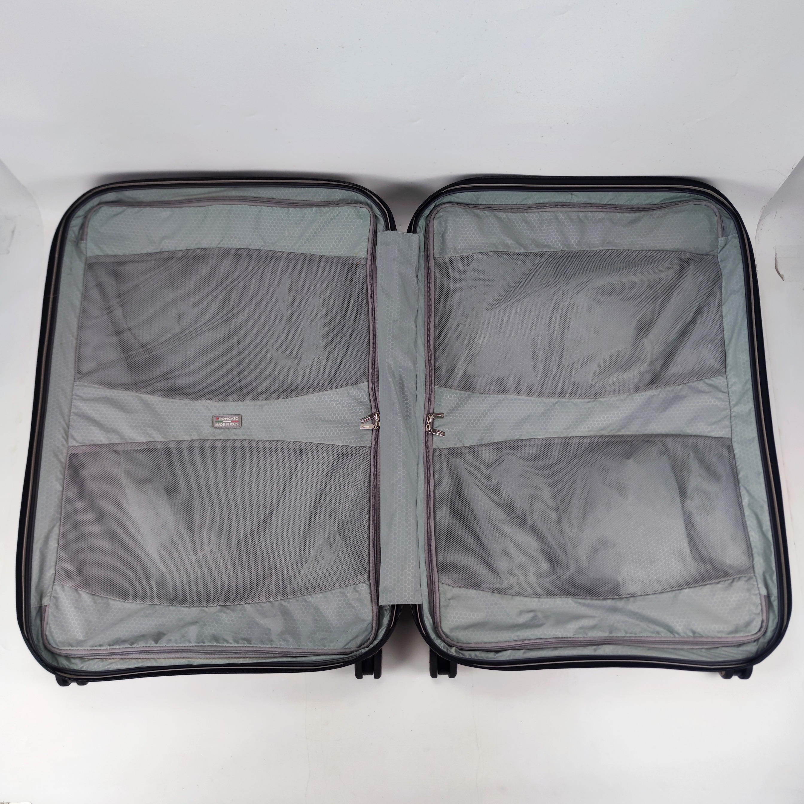 Roncato Box Hardcase Luggage Made in Italy 30 Inch✔️