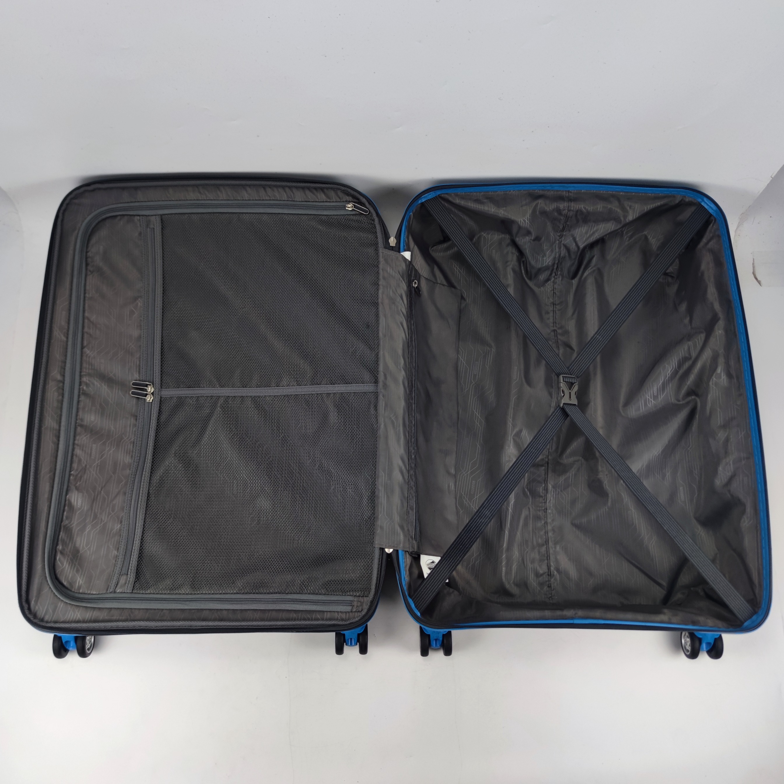 American Tourister Bon Air Spinner Hardcase Luggage 28 Inch Black✔️