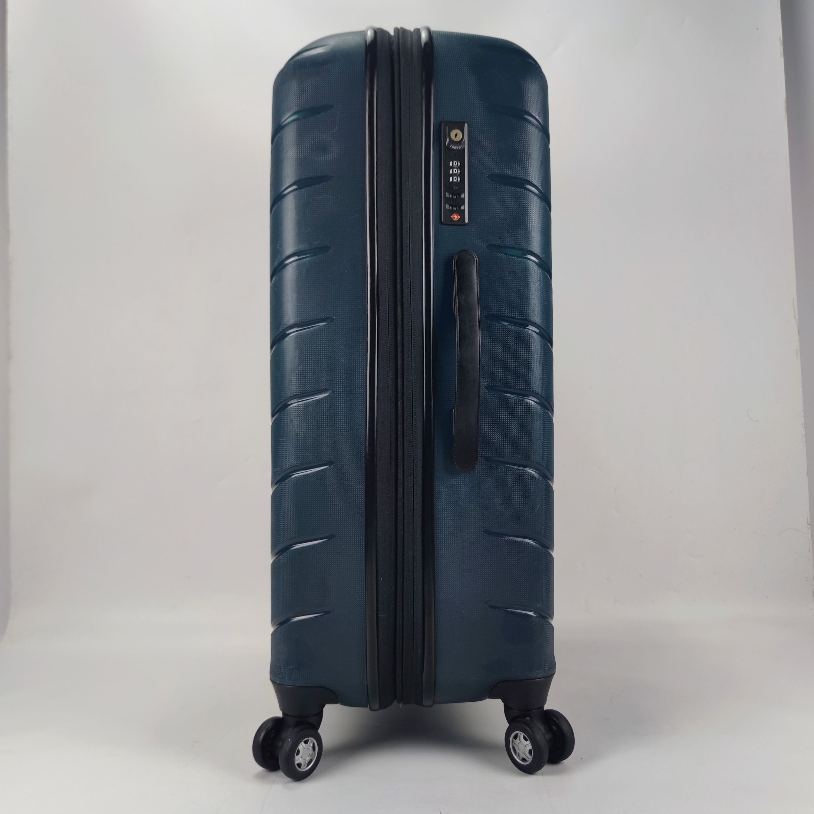 American Tourister Prime Spinner Hardcase Luggage 28 Inch ✔️
