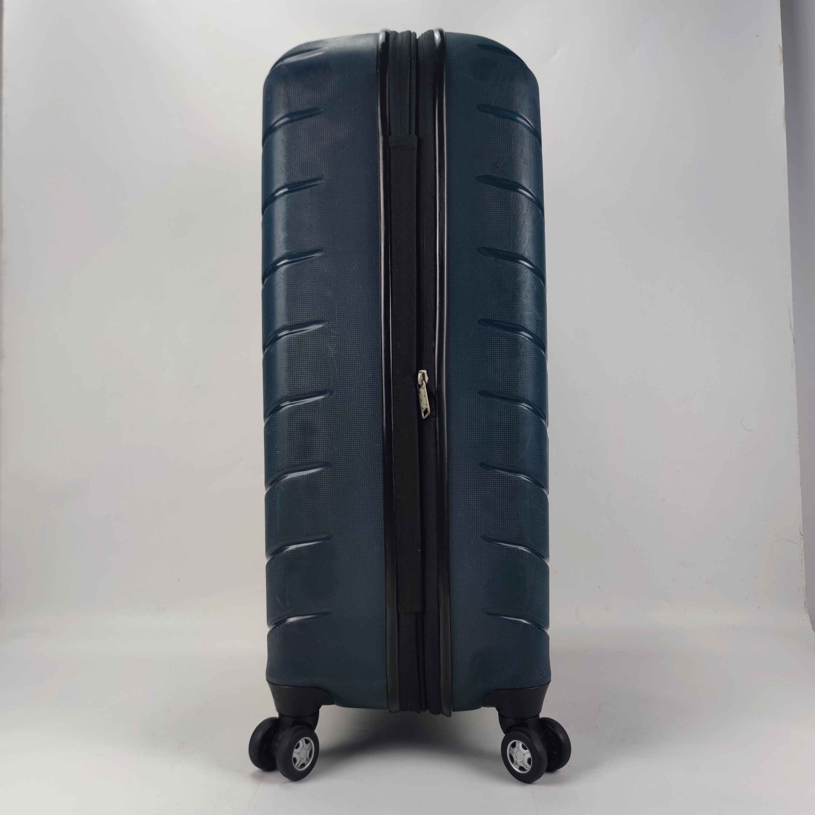 American Tourister Prime Spinner Hardcase Luggage 28 Inch ✔️