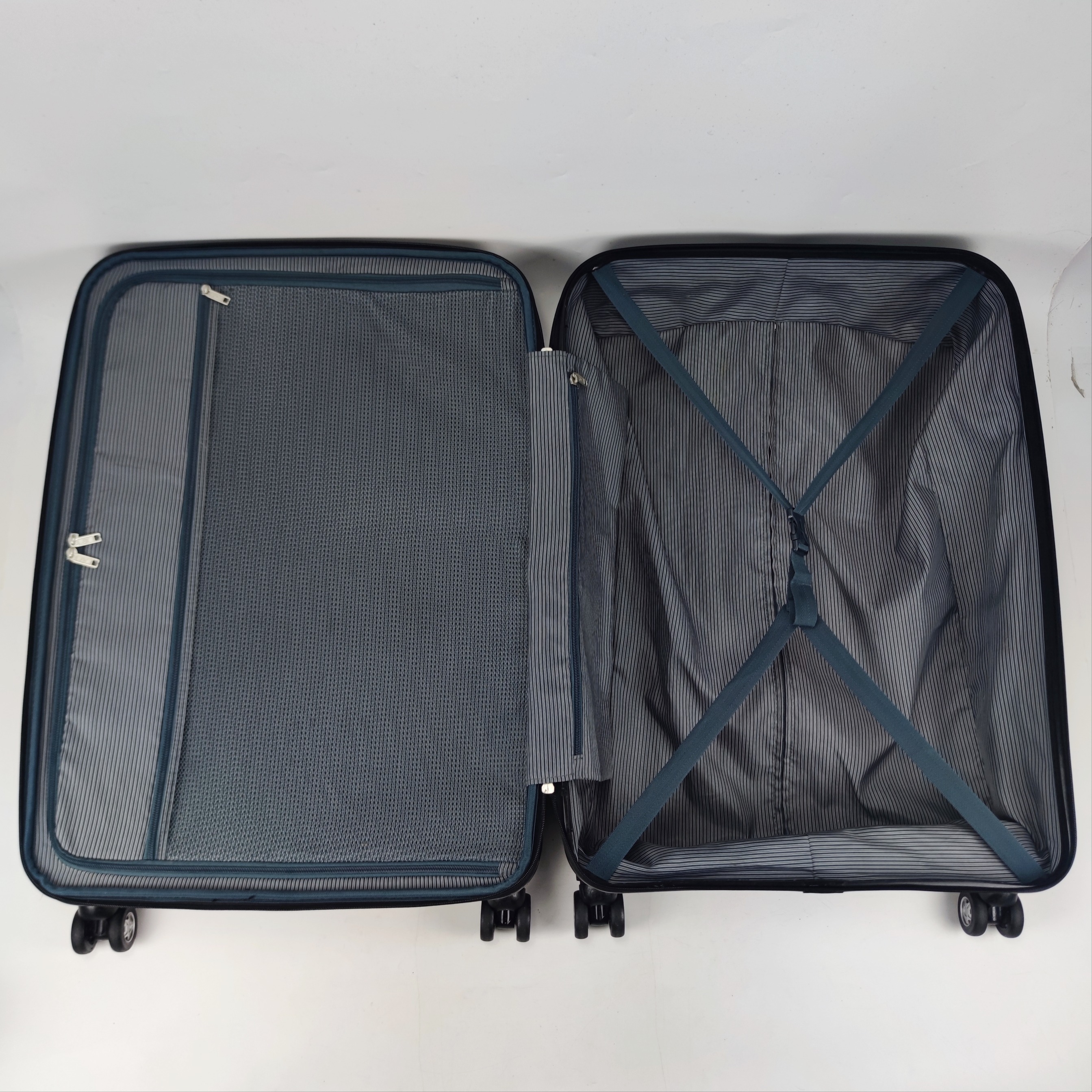 American Tourister Prime Spinner Hardcase Luggage 28 Inch ✔️