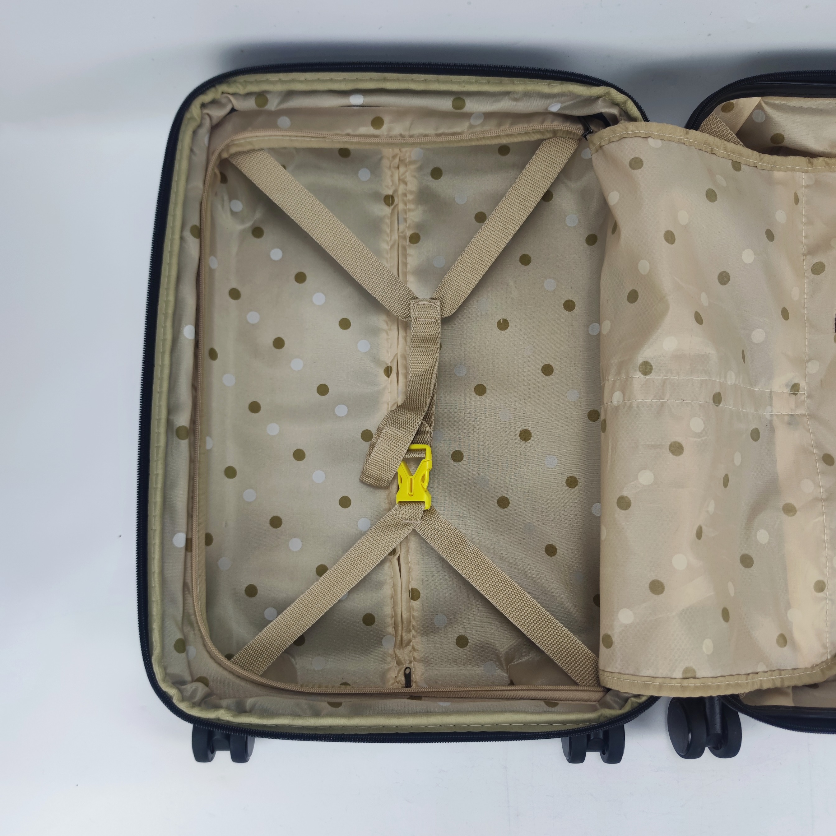 Crossing Miles Spinner Hardcase 20 Inch ✔️