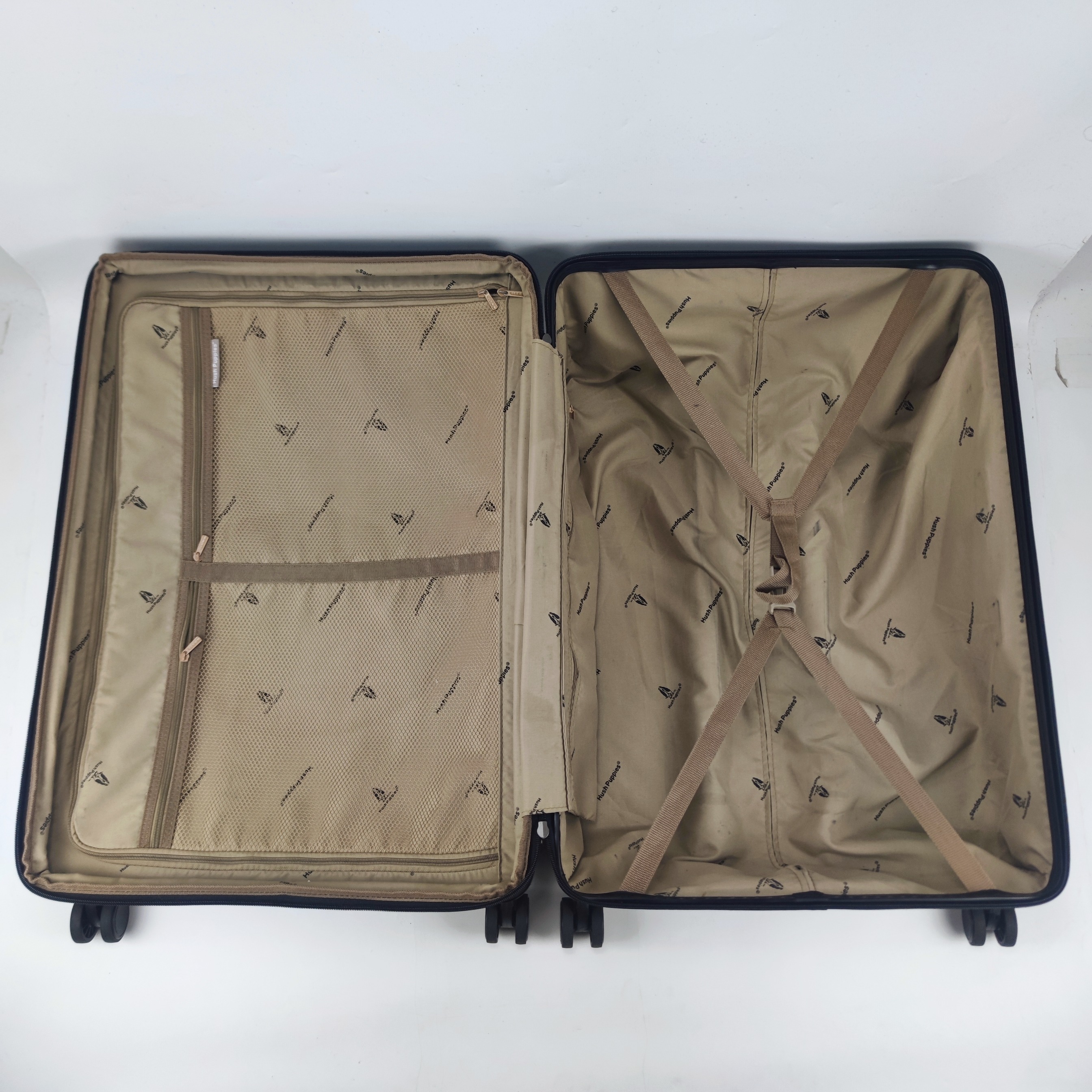 Hush Puppies 4026 Hardcase Luggage 30 Inch Black ✔️