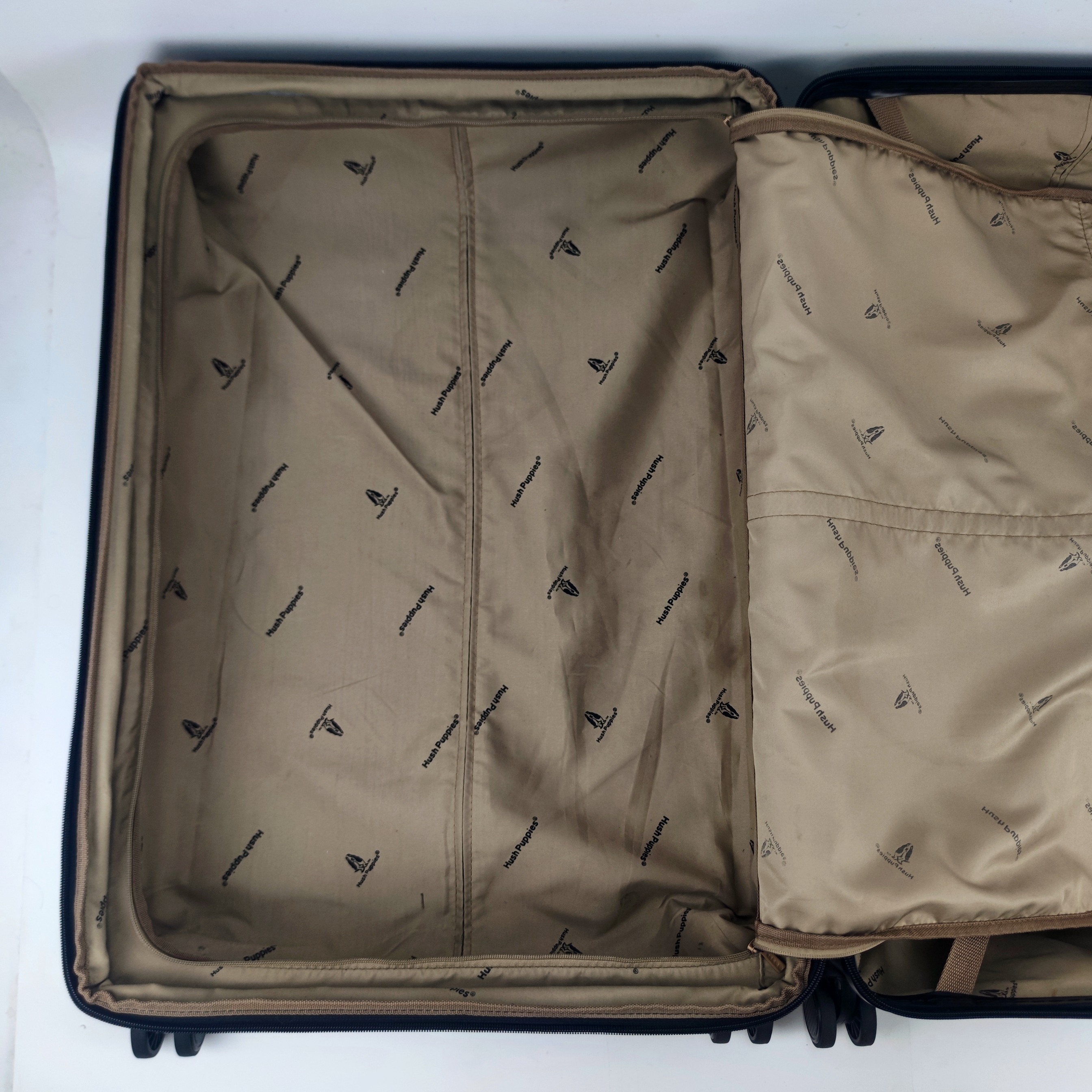 Hush Puppies 4026 Hardcase Luggage 30 Inch Black ✔️